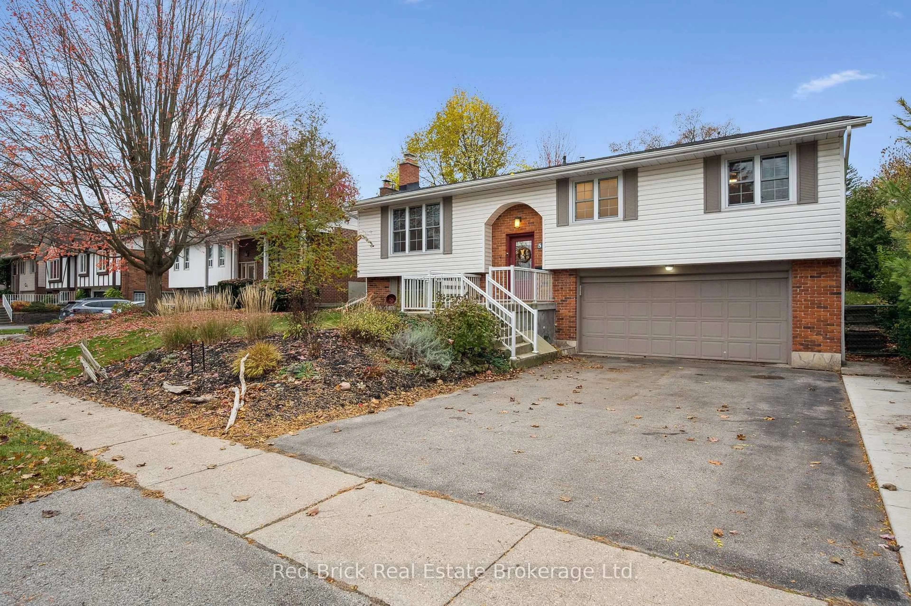 Unknown for 54 Sherwood Dr, Guelph Ontario N1E 1R6