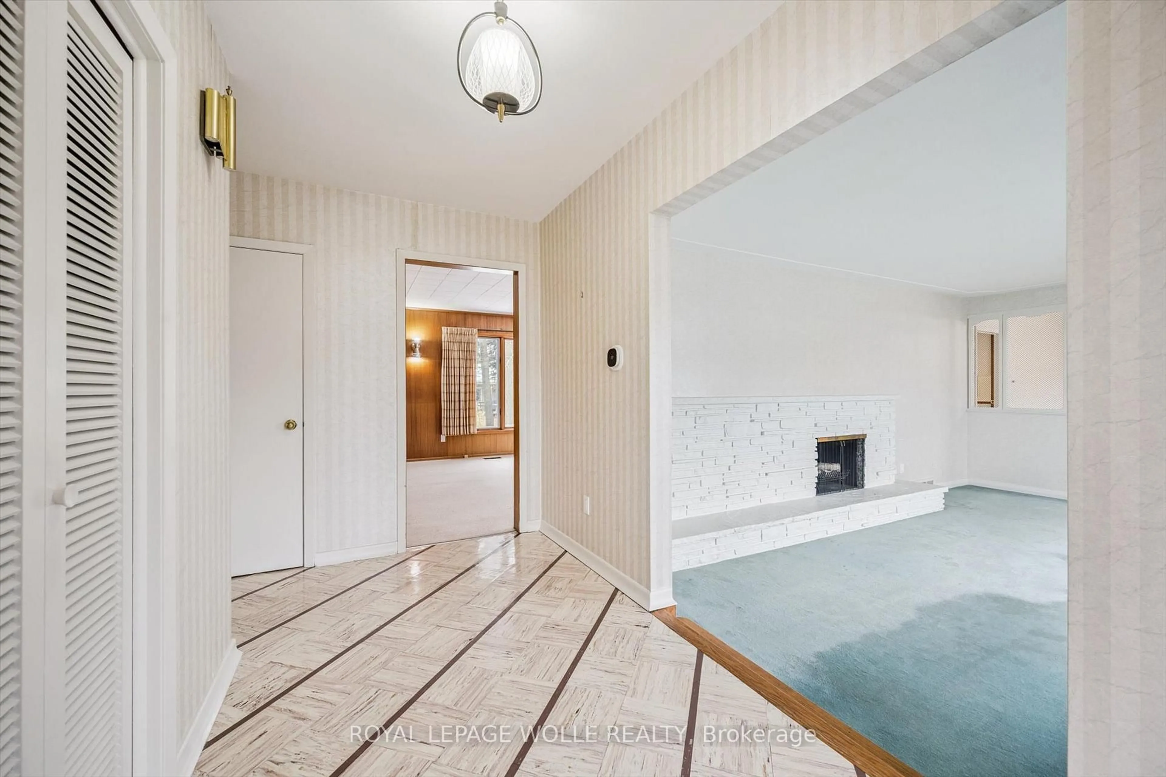 Unknown for 31 Second St, Woolwich Ontario N3B 1H3