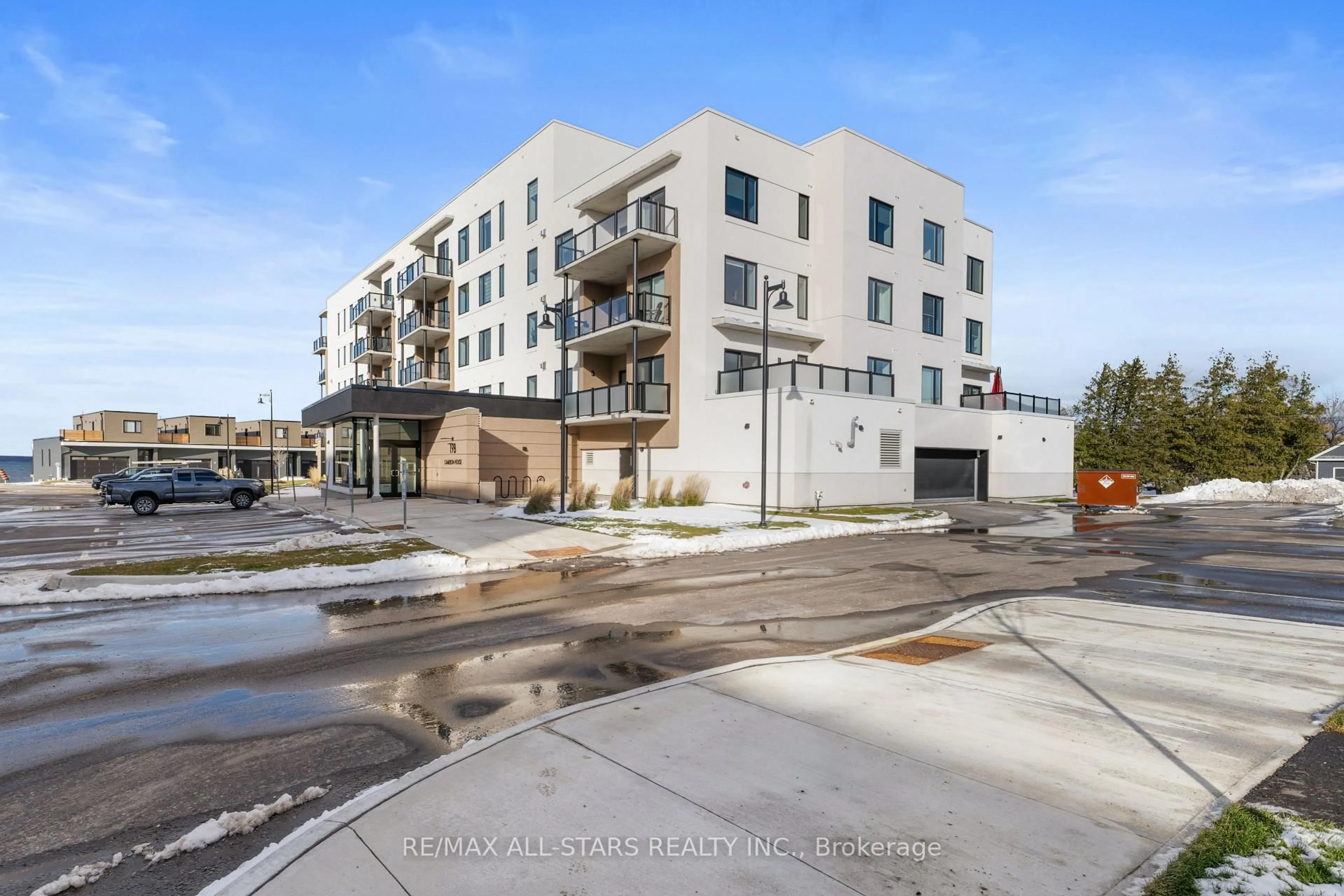 Unknown for 19B West St #PH#5, Kawartha Lakes Ontario K0M 1N0