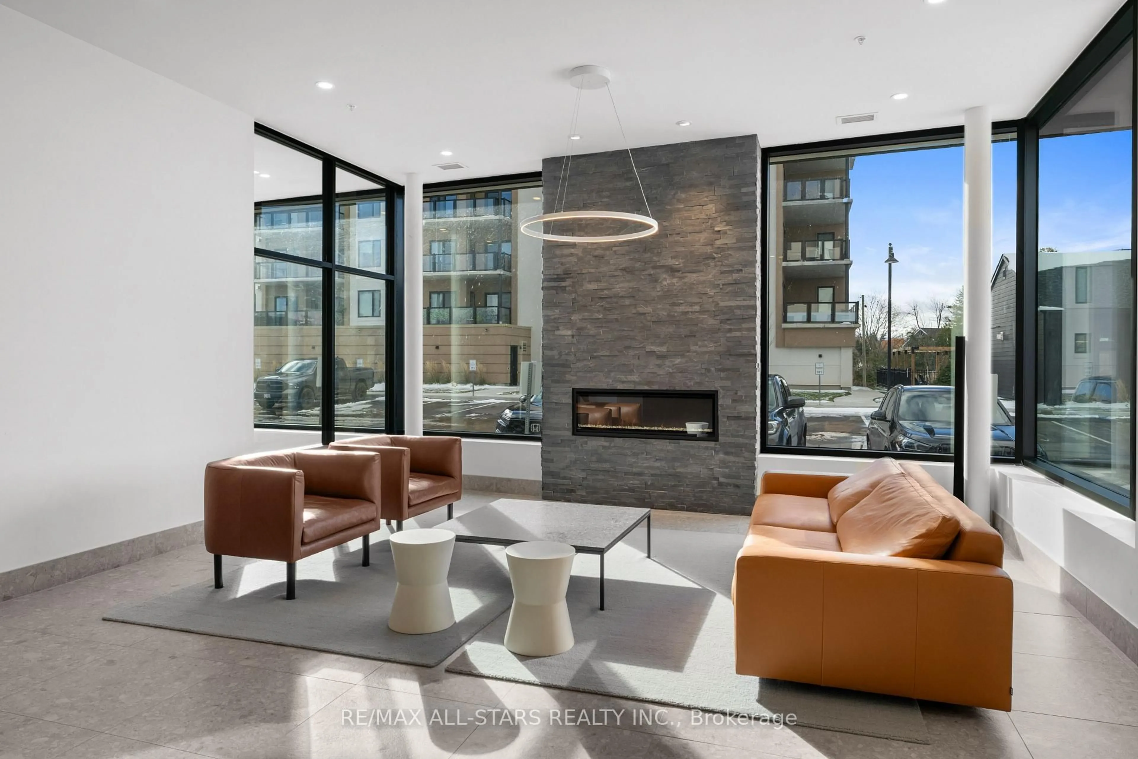 Lobby for 19B West St #PH#5, Kawartha Lakes Ontario K0M 1N0