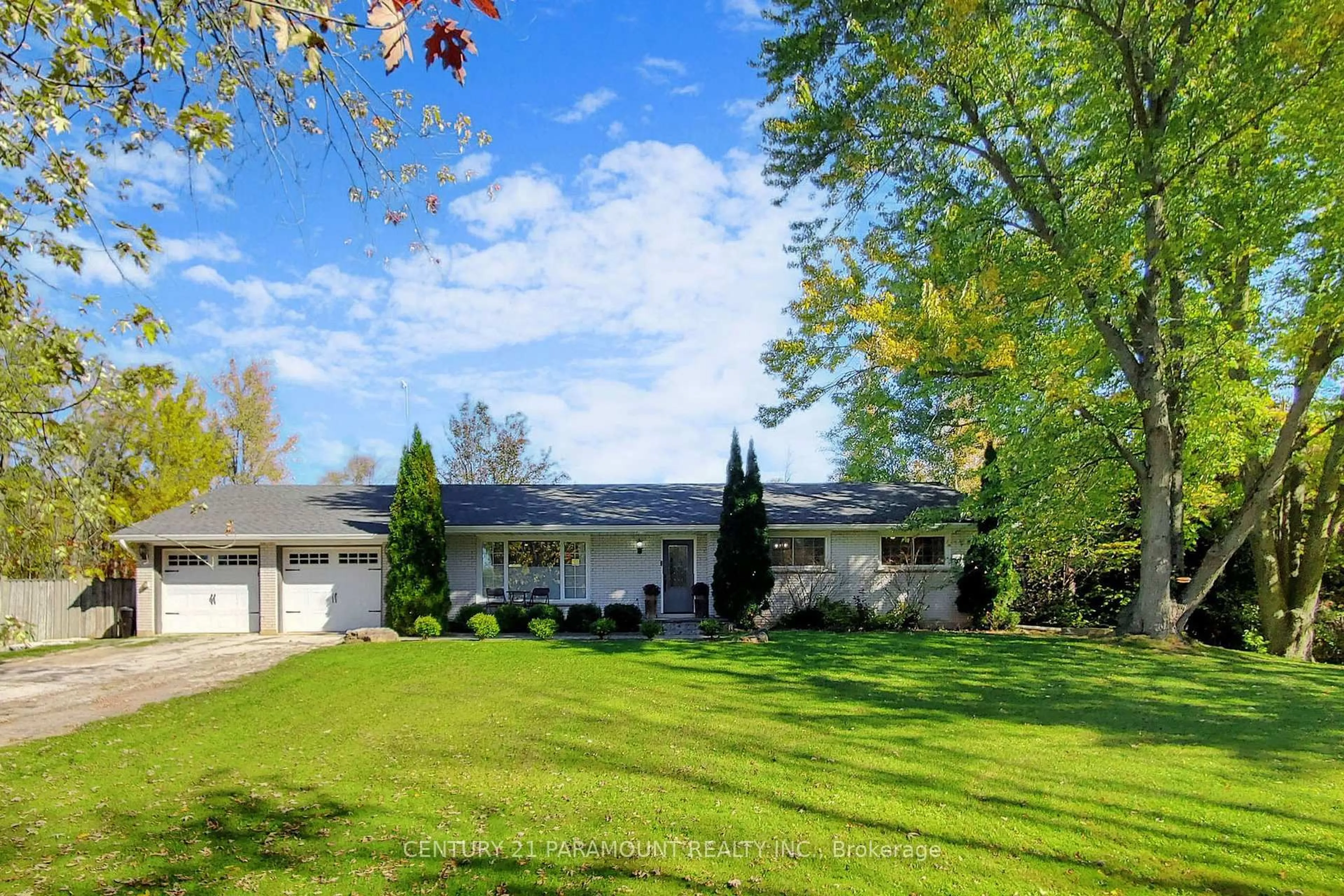 A pic from outside/outdoor area/front of a property/back of a property/a pic from drone, water/lake/river/ocean view for 4983 Ninth Line, Erin Ontario L7G 4S8