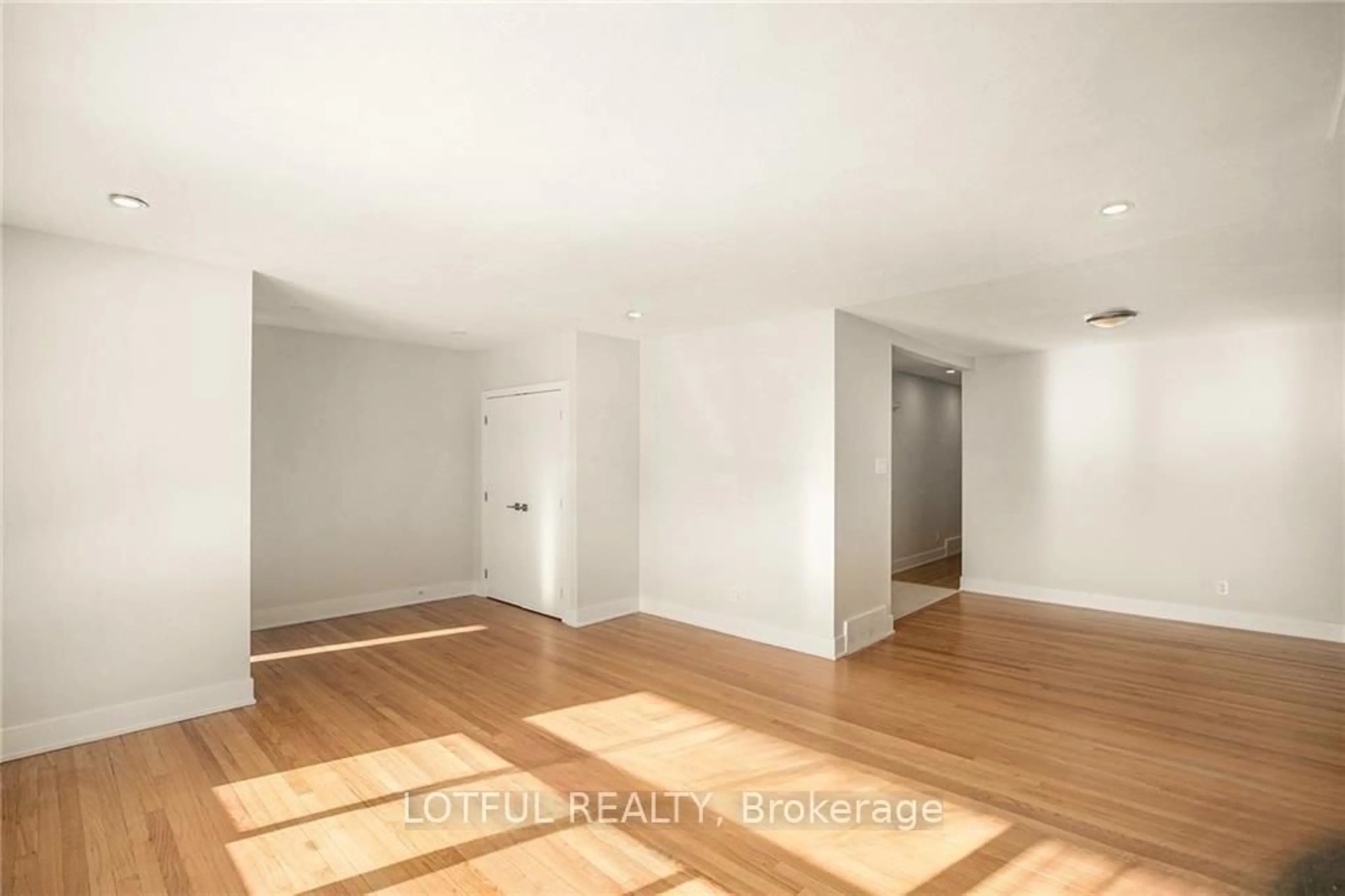 A pic of a room for 2655 Don St, Ottawa Ontario K2B 6Y2