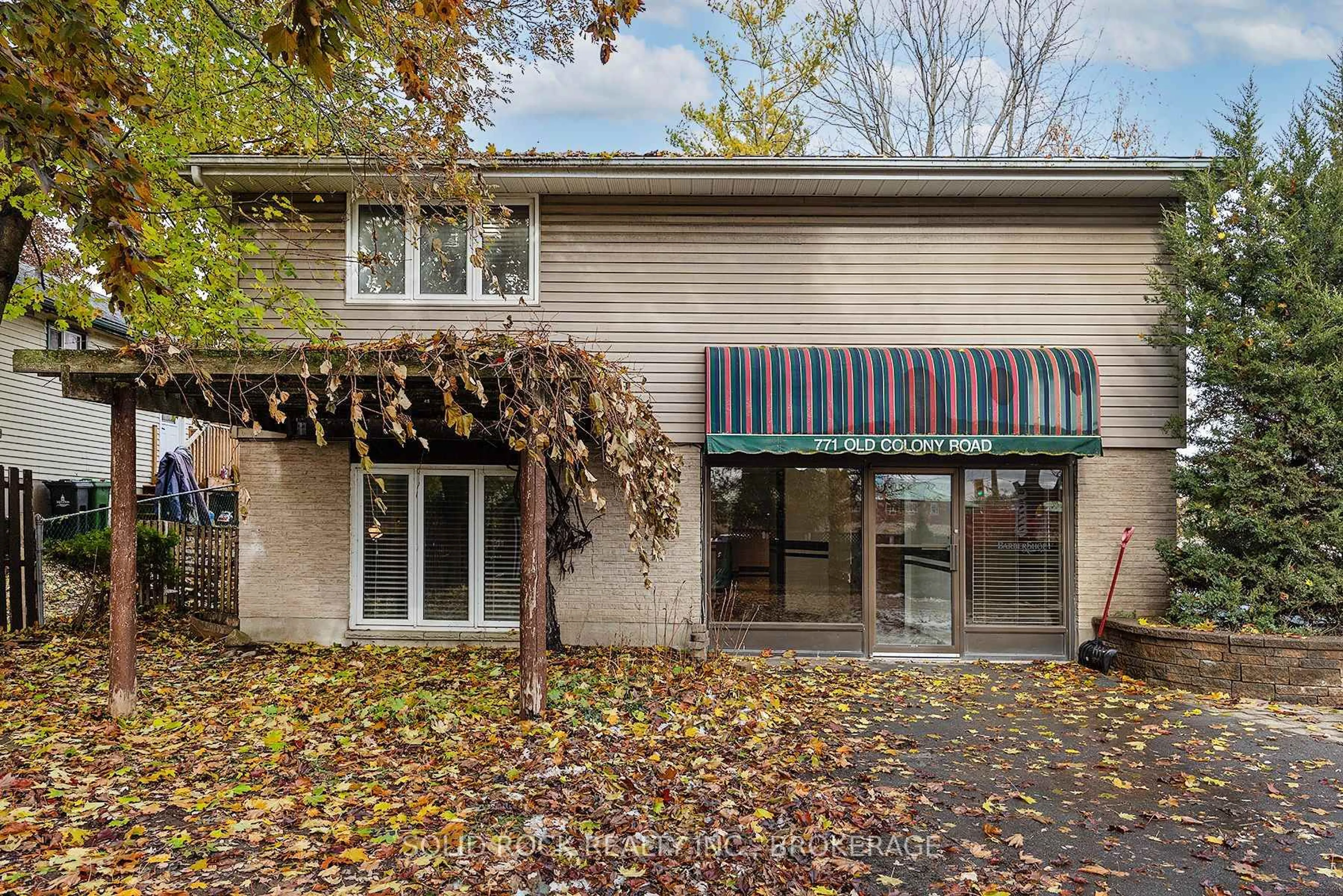 Home with vinyl exterior material, unknown for 771 Old Colony Rd, Kingston Ontario K7P 1E4