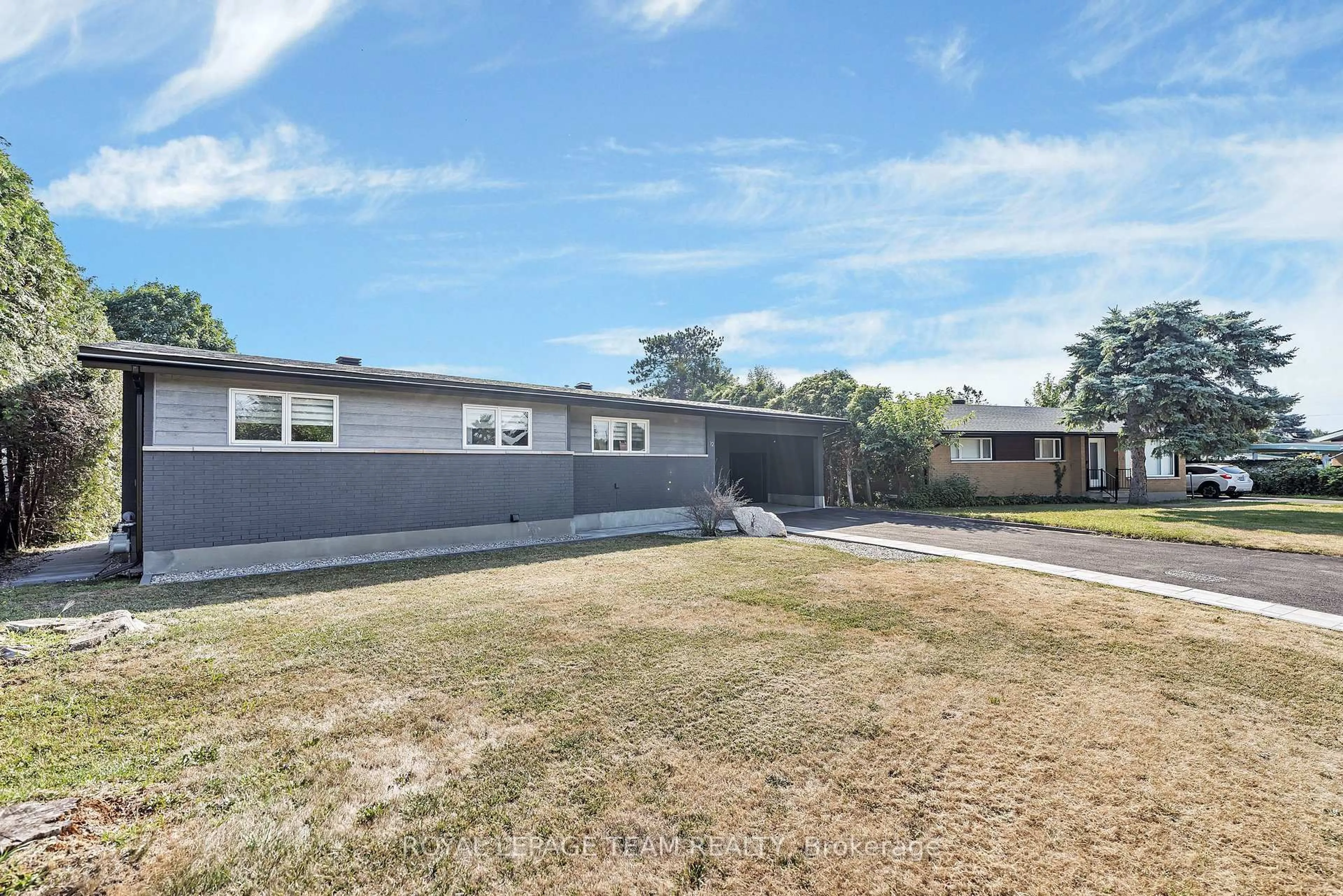 A pic from outside/outdoor area/front of a property/back of a property/a pic from drone, street for 12 Largo Cres, Ottawa Ontario K2G 3C7