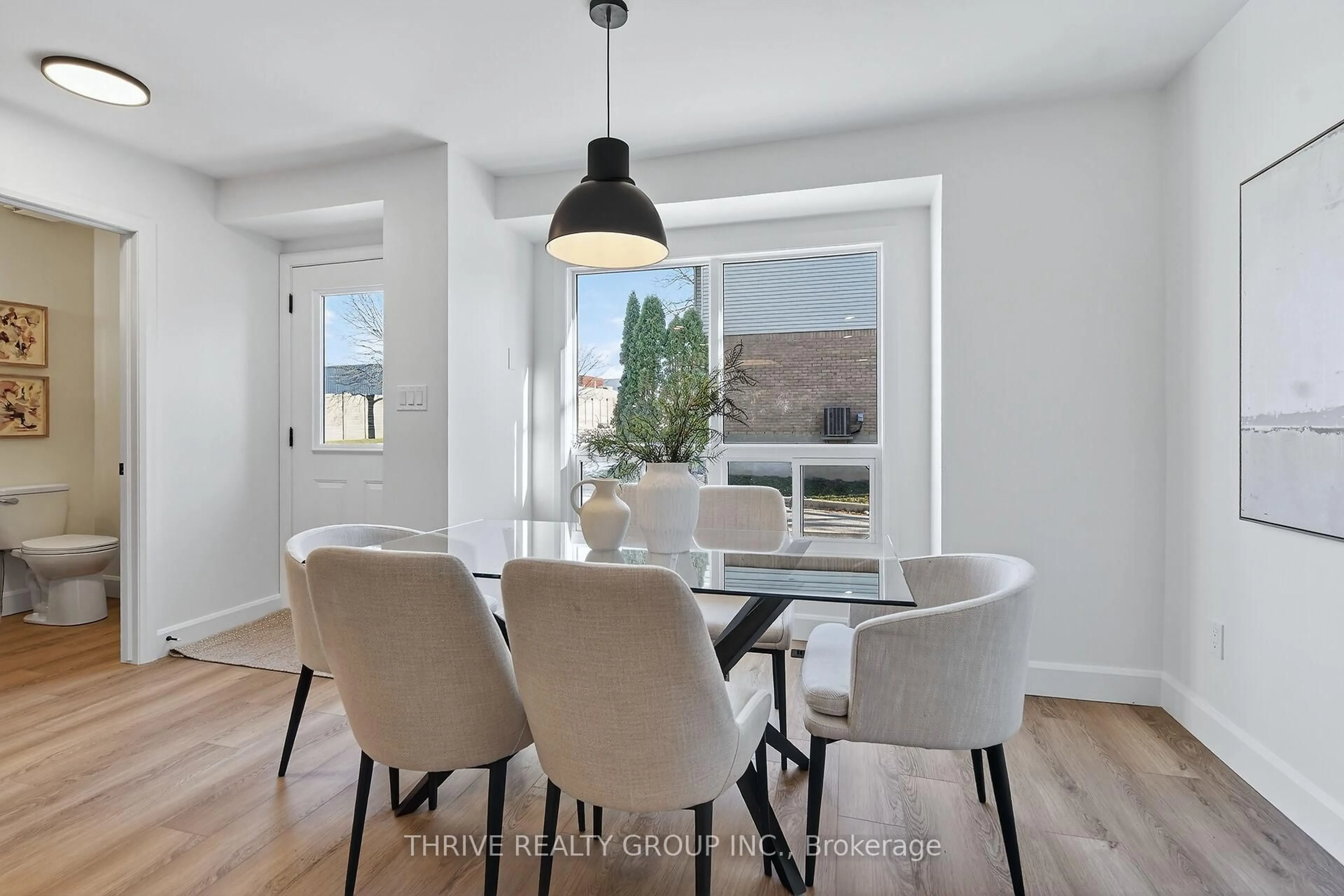 Dining room, unknown for 35 Waterman Ave #27, London South Ontario N6C 5T3