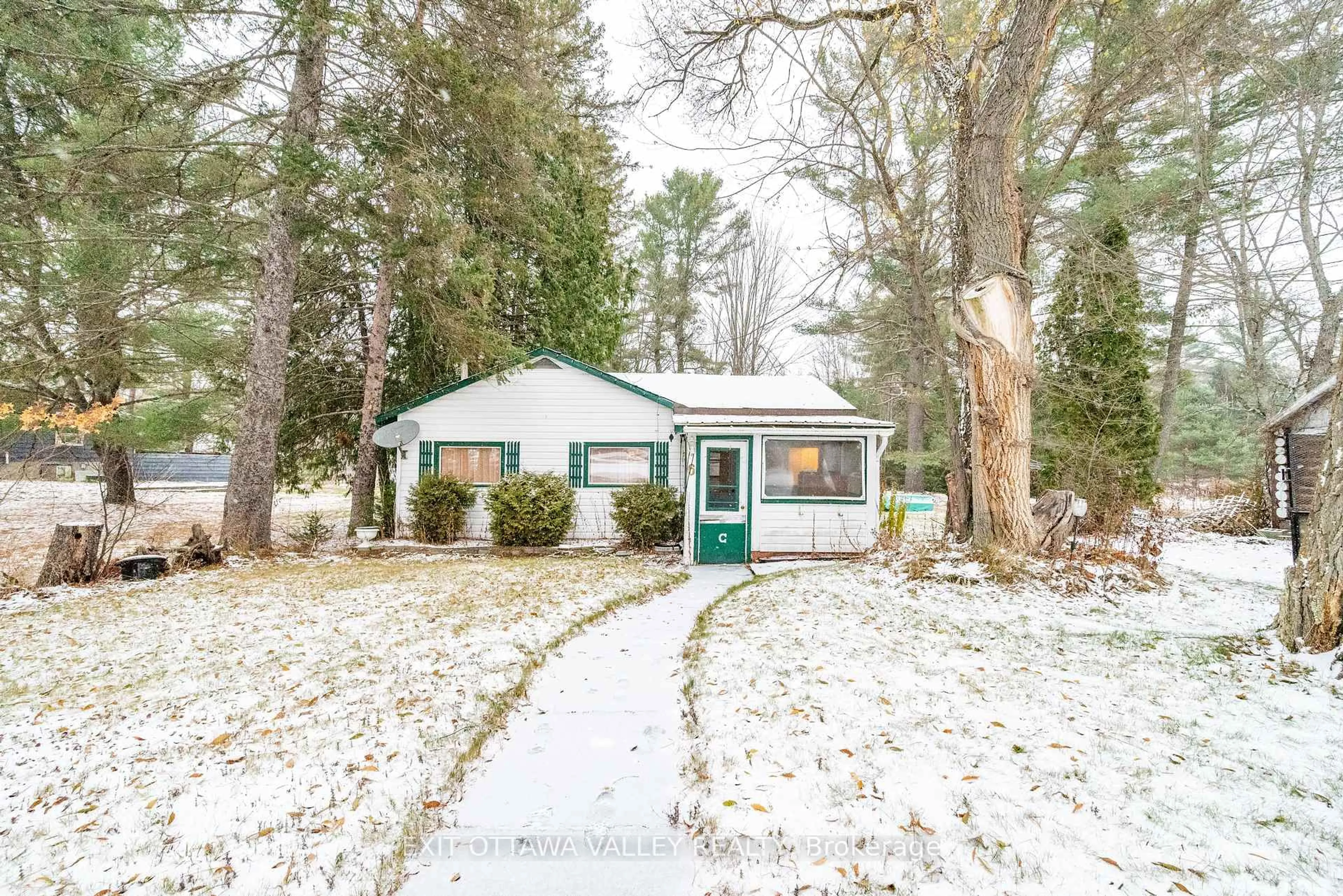 Unknown for 6 Ottawa St, Deep River Ontario K0J 1P0