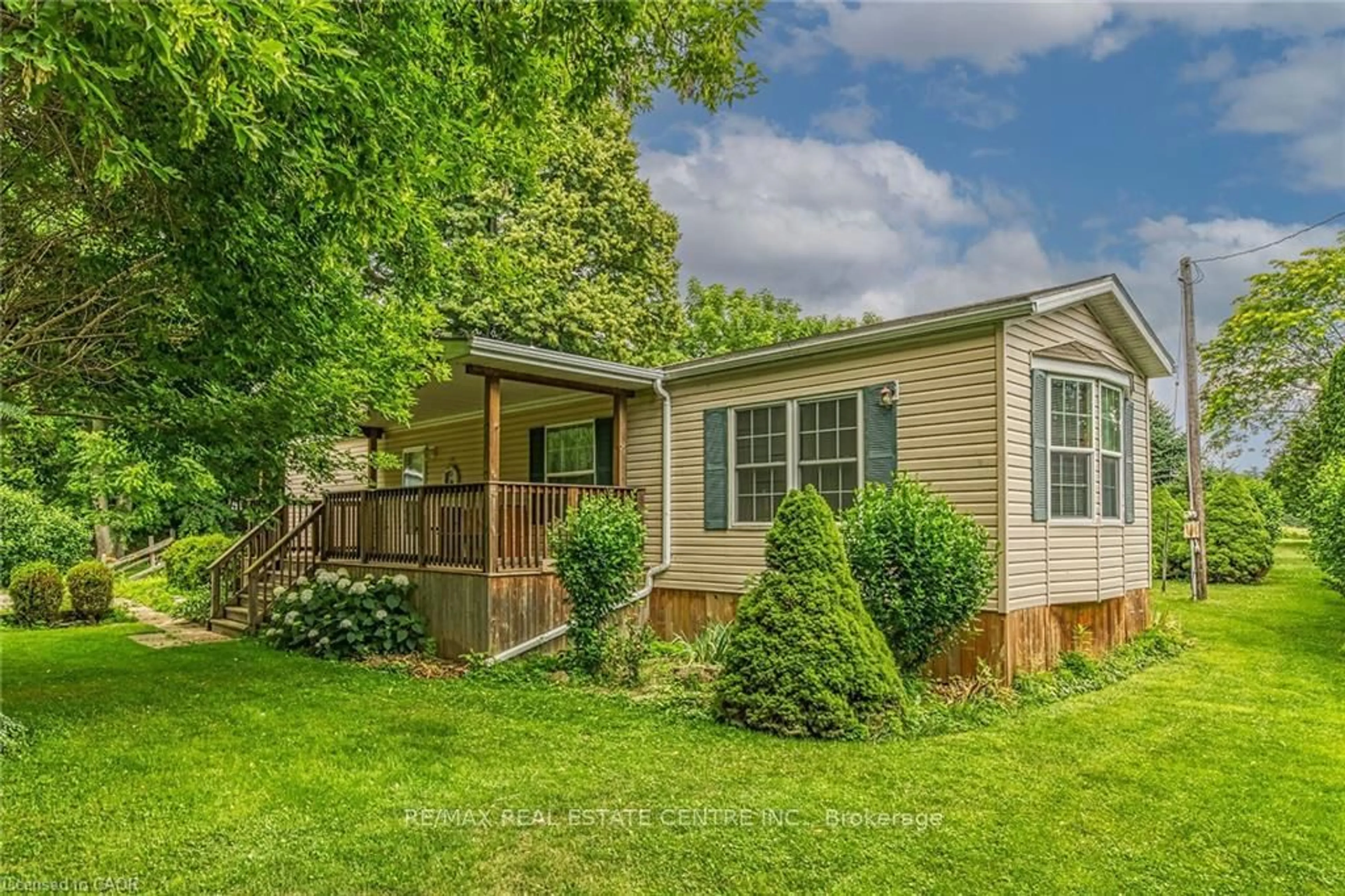 Home with vinyl exterior material, unknown for 29 Courish Lane, Haldimand Ontario N0A 1E0