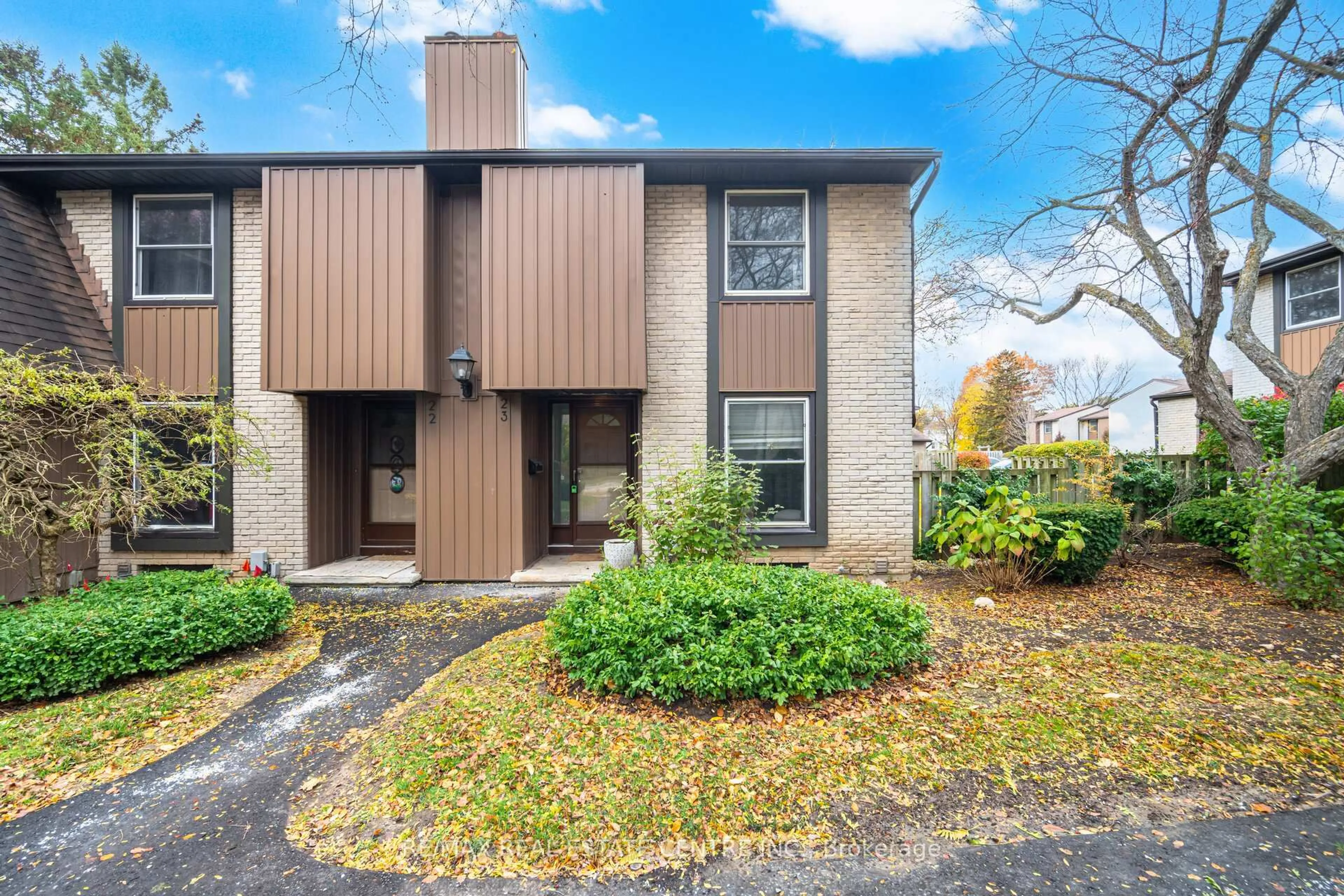 Unknown for 215 Glamis Rd #23, Cambridge Ontario N1R 6V8