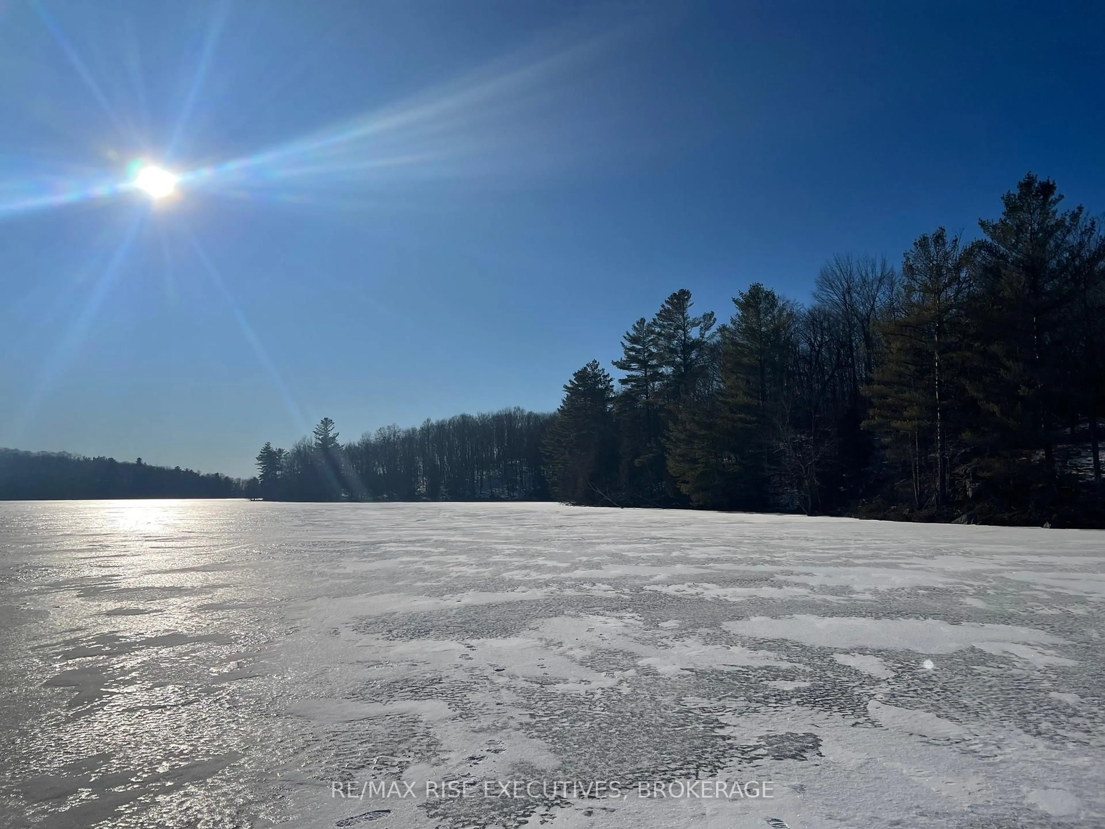 Blurry image for 100 Fitzgerald Lane, Godfrey Ontario K0H 1T0