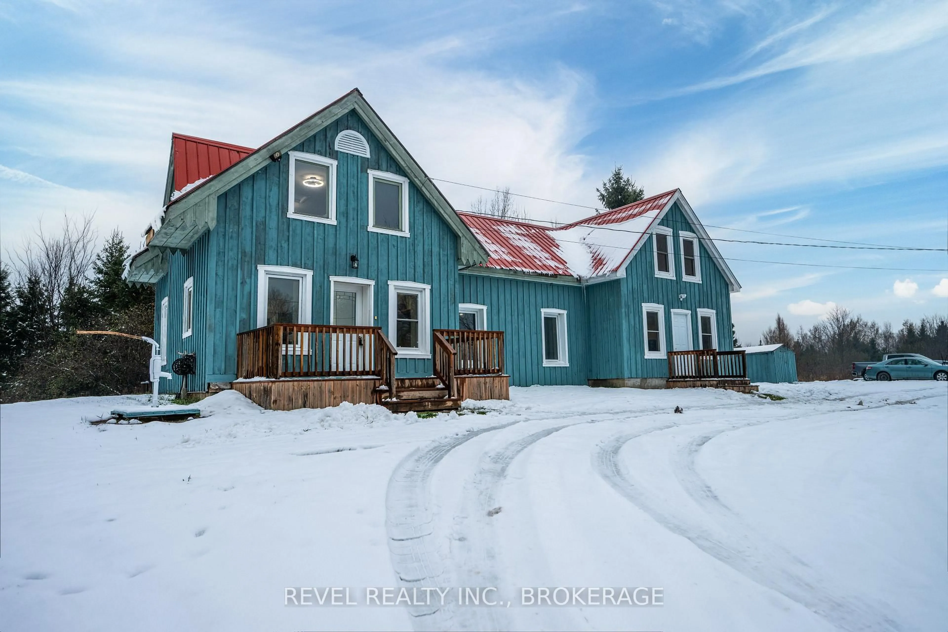 A pic from outside/outdoor area/front of a property/back of a property/a pic from drone, street for 12206 Land O'nod Rd, Merrickville-Wolford Ontario K0G 1R0