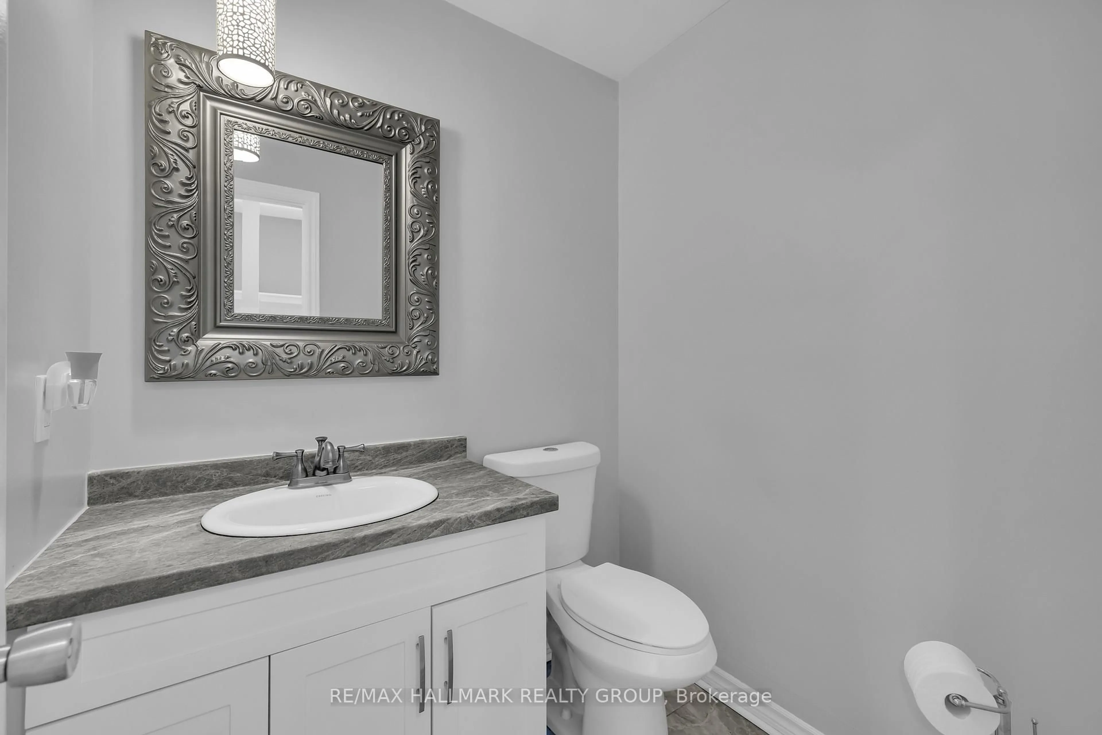 Standard bathroom, unknown for 3205 Uplands Dr #68, Ottawa Ontario K1V 9T4