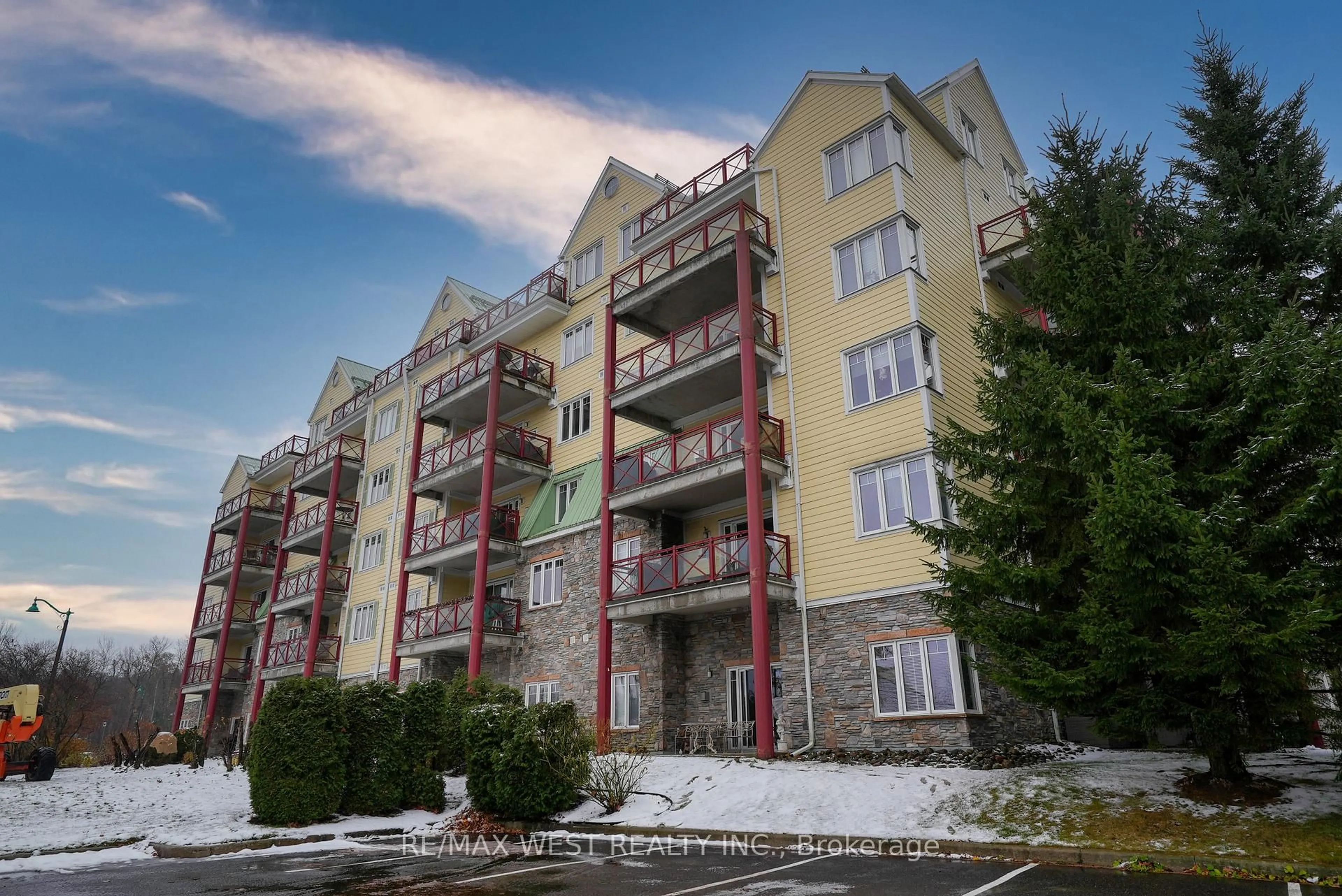 Unknown for 110 Steamship Bay Rd #502, Gravenhurst Ontario P1P 1Z9