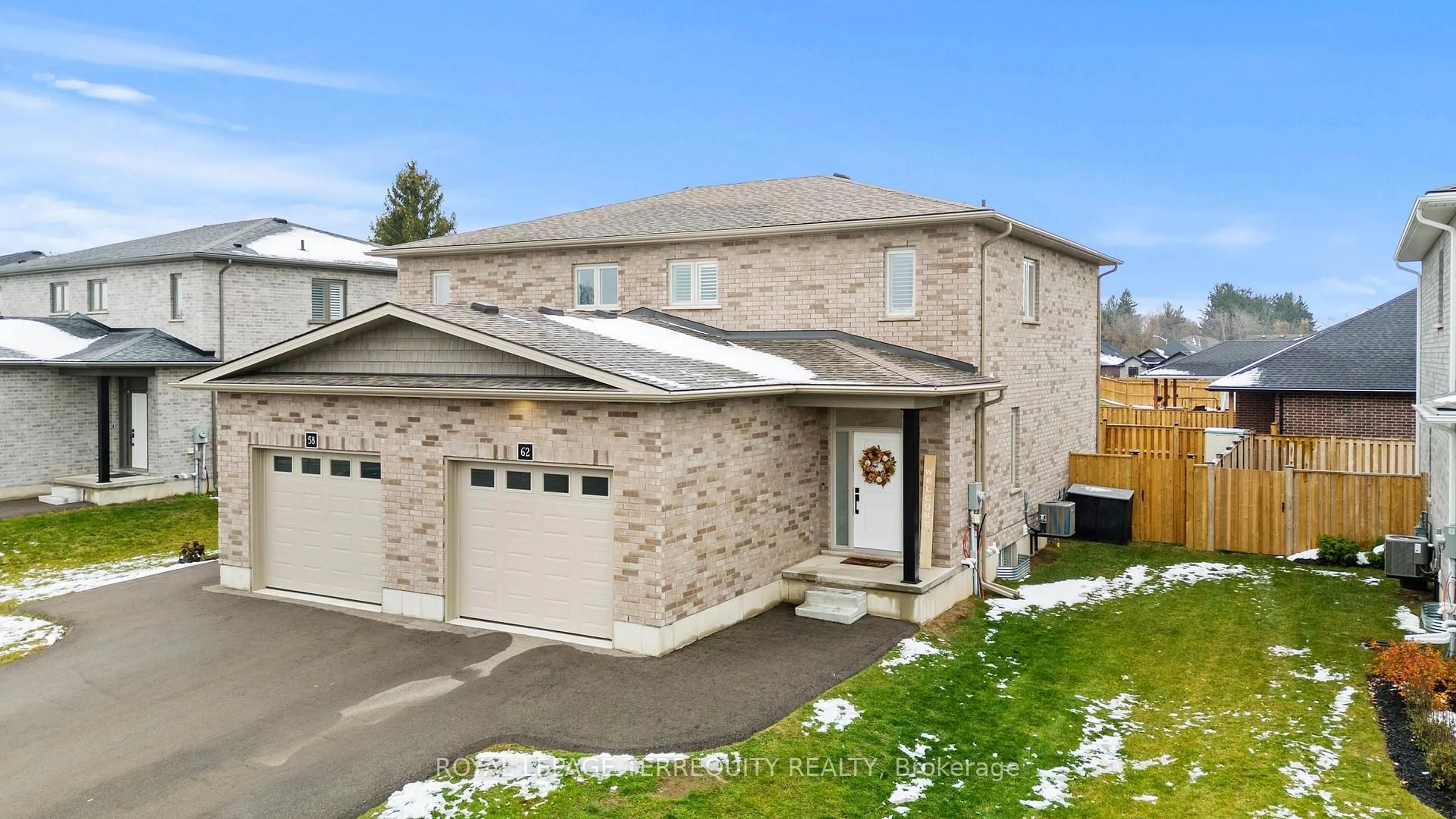 A pic from outside/outdoor area/front of a property/back of a property/a pic from drone, street for 62 Peachleaf Lane, Norfolk Ontario N0E 1Y0