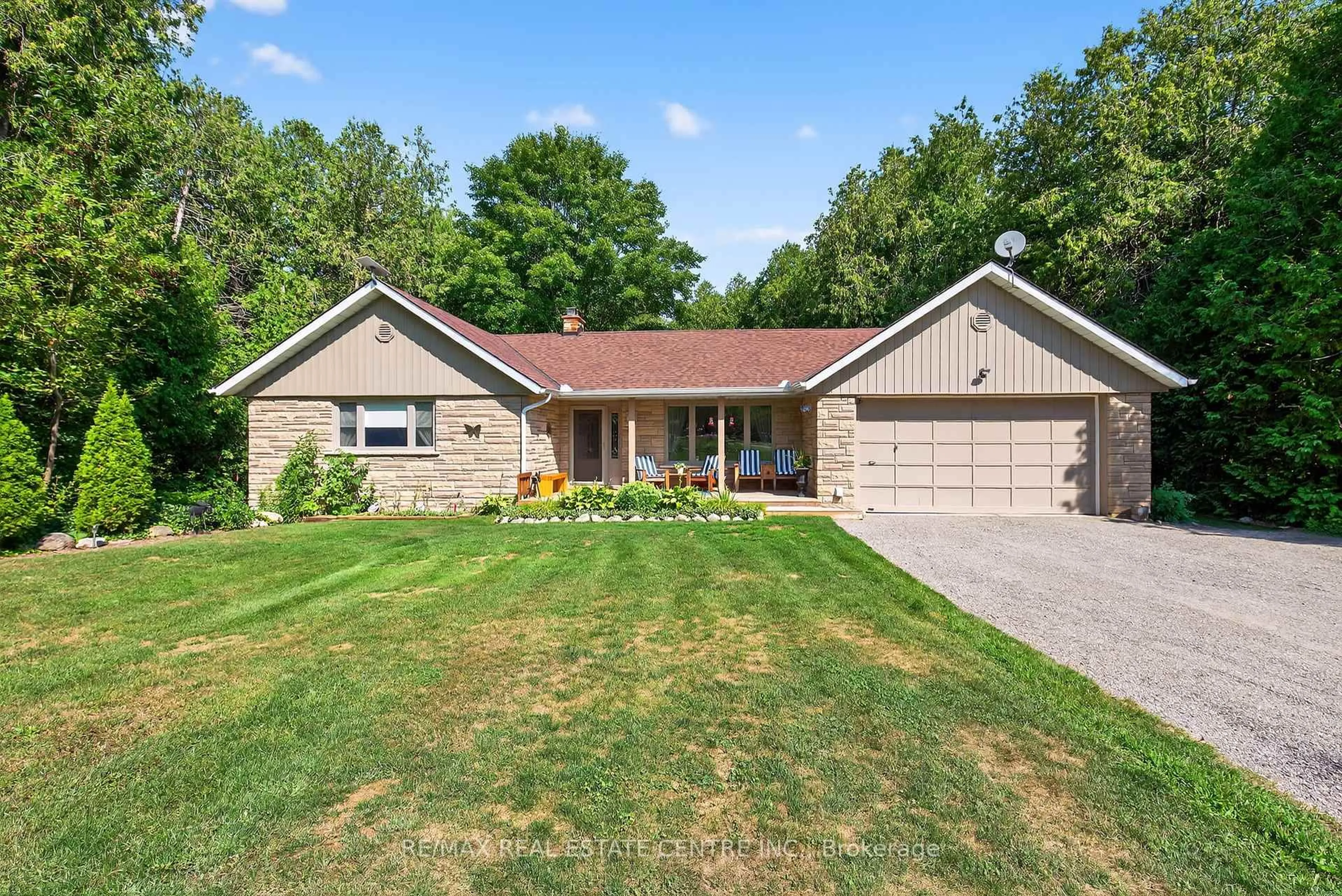 Unknown for 16 Cedar Lane, Mono Ontario L9W 6C8