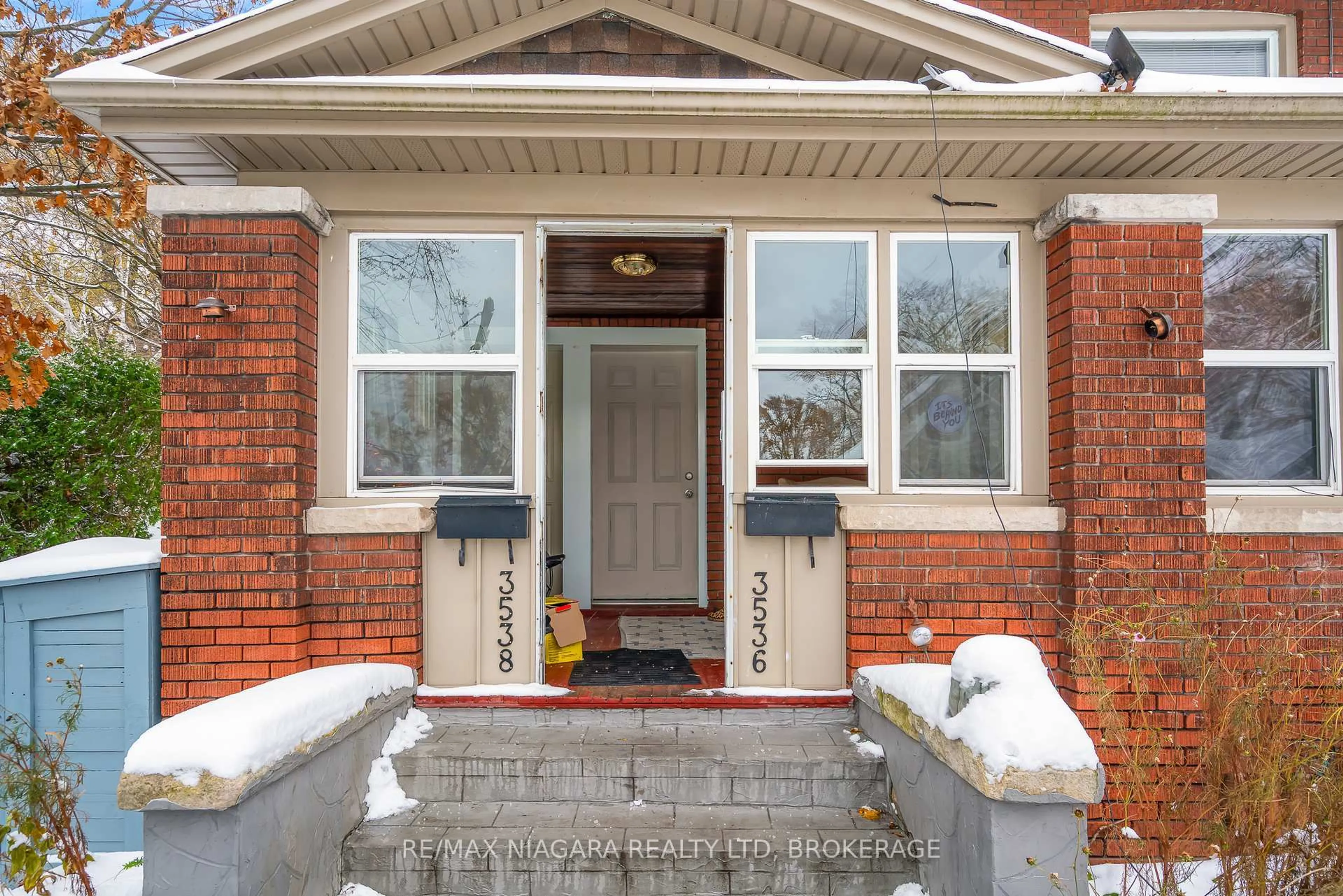Home with brick exterior material, street for 3536 Bond St, Niagara Falls Ontario L2G 6H8