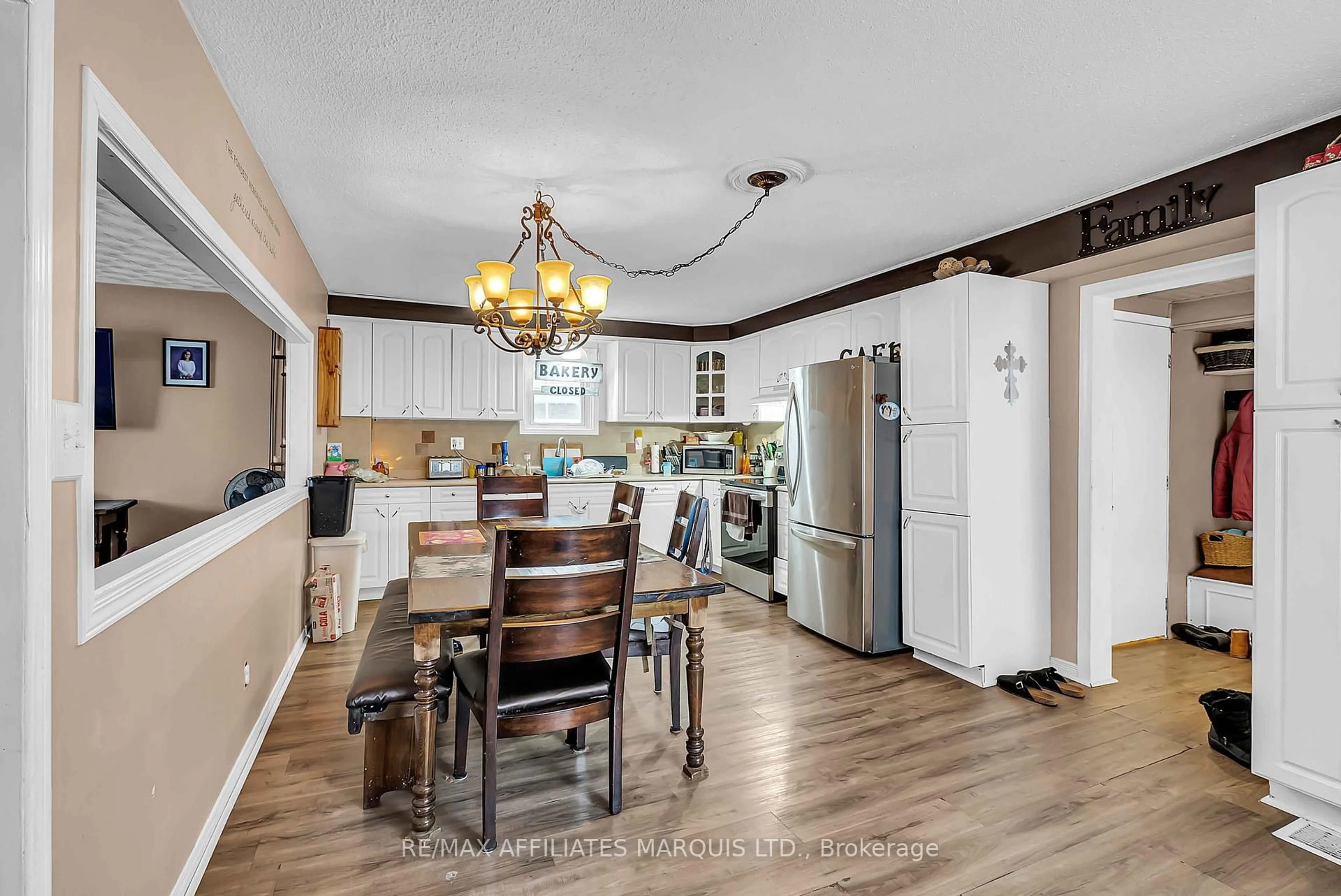 Open concept kitchen, unknown for 1301-AB First St, Cornwall Ontario K6H 1P1