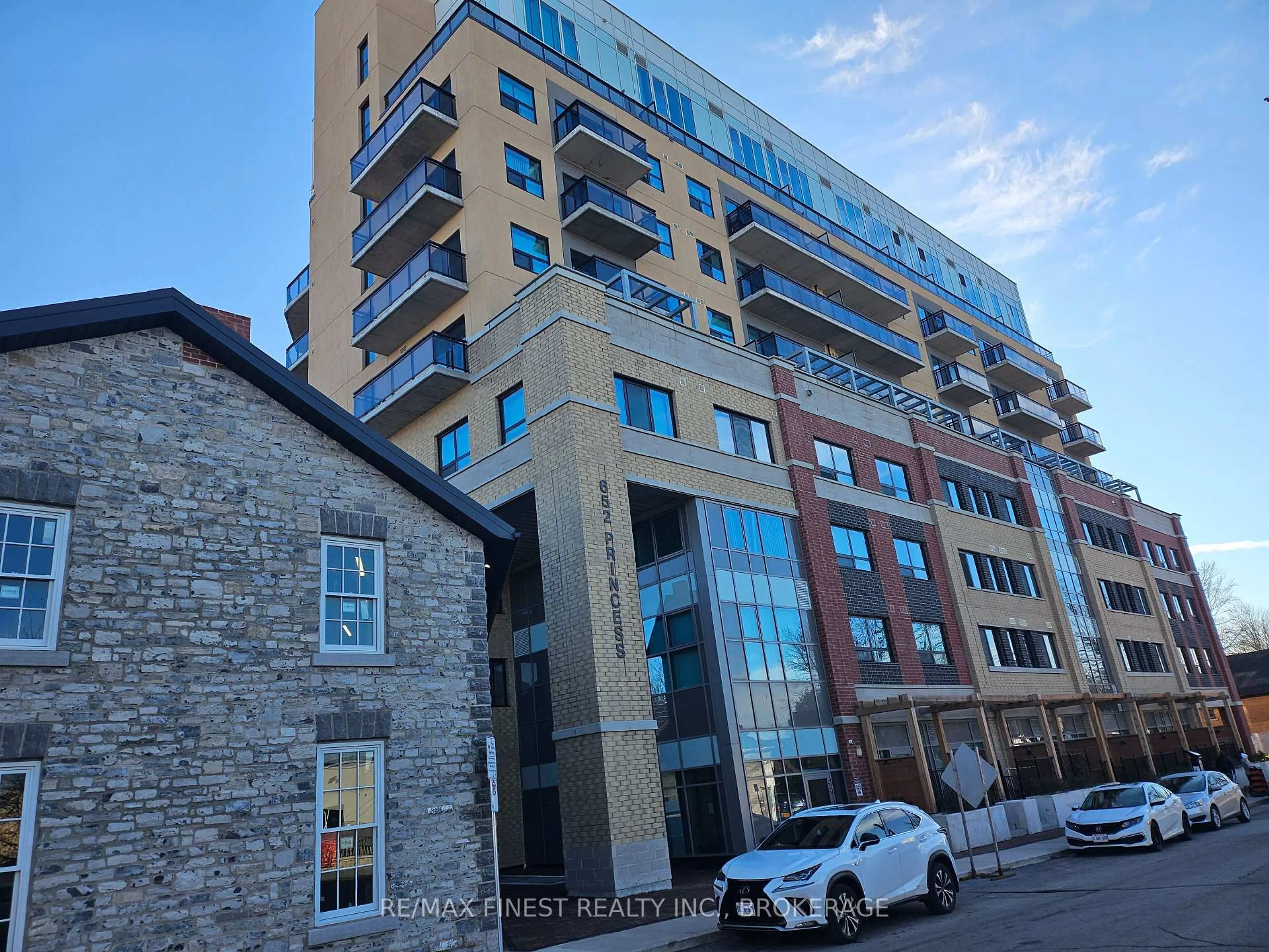 A pic from outside/outdoor area/front of a property/back of a property/a pic from drone, building for 652 Princess St #710, Kingston Ontario K7L 1E5