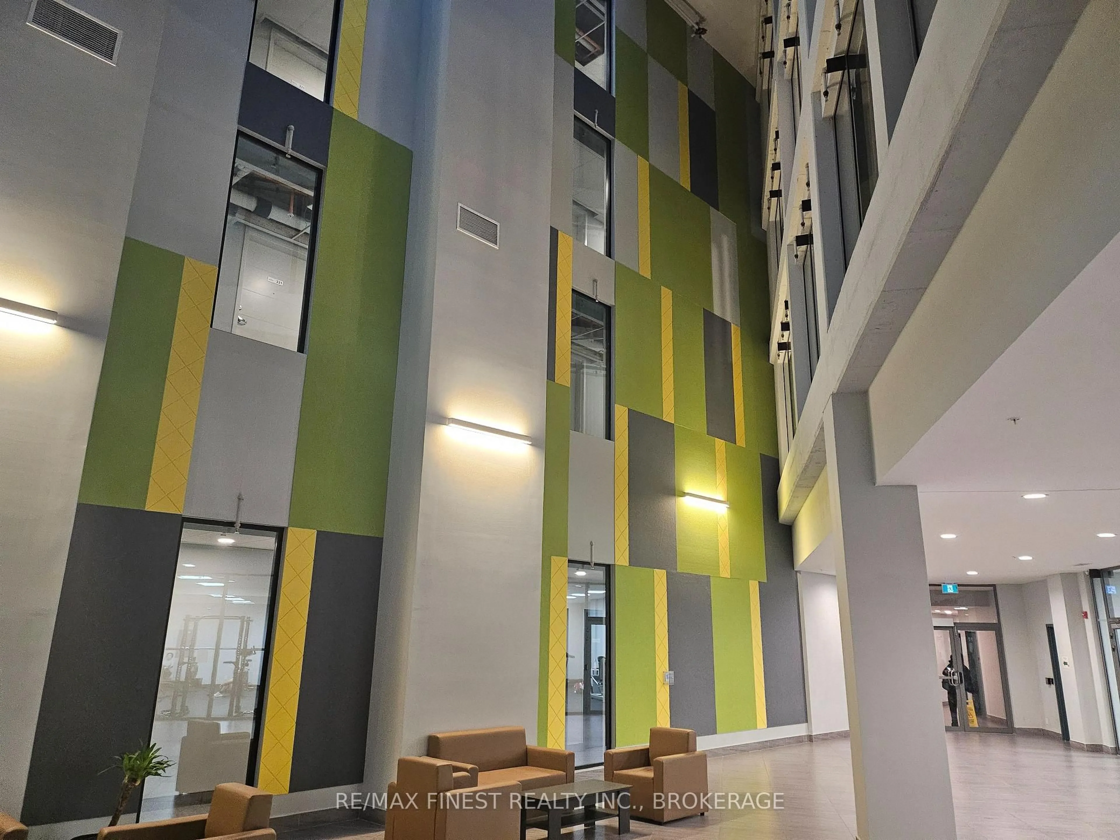 Indoor foyer for 652 Princess St #710, Kingston Ontario K7L 1E5