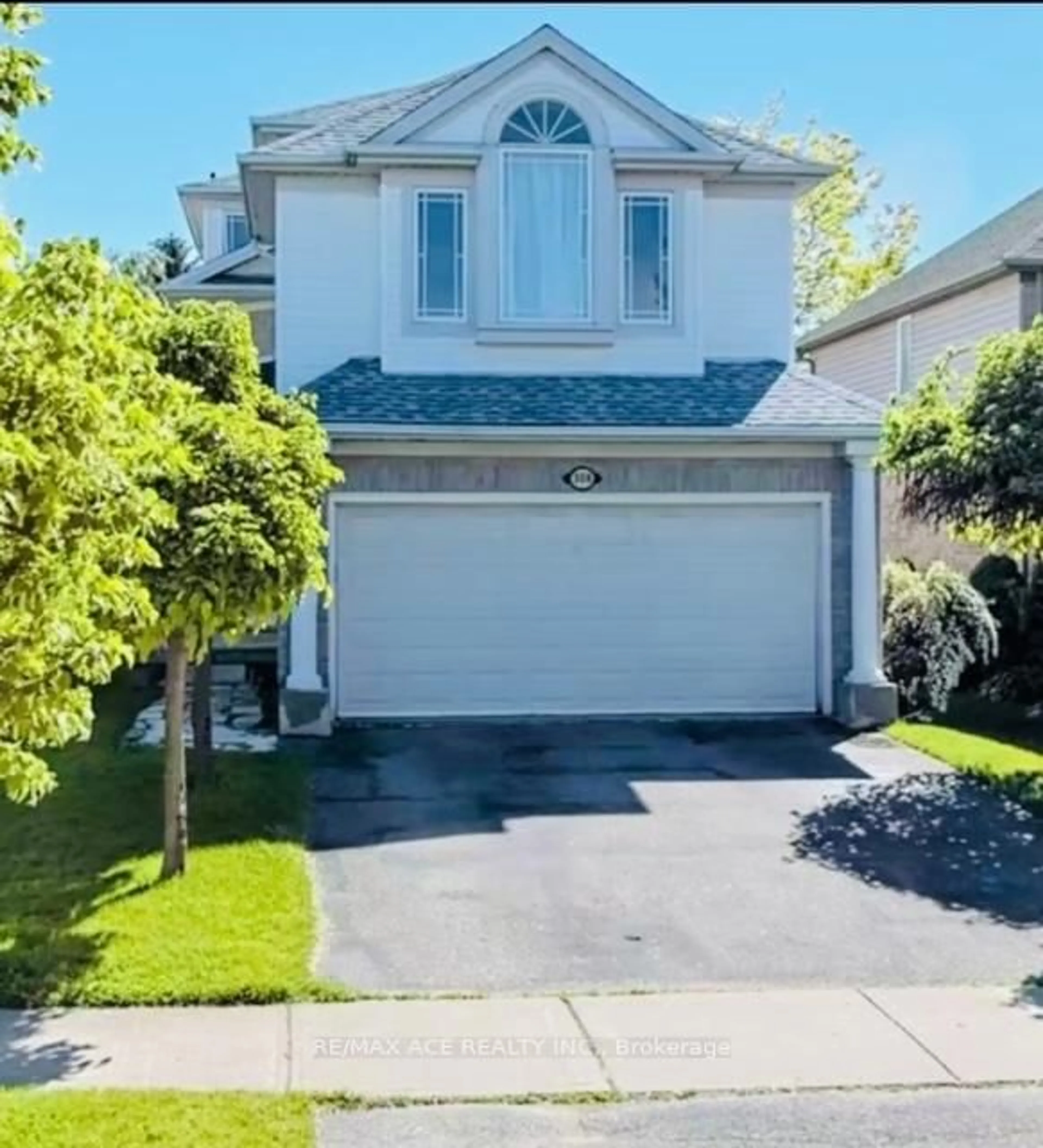 A pic from outside/outdoor area/front of a property/back of a property/a pic from drone, street for 308 Jensen Rd, London East Ontario N5V 4X3