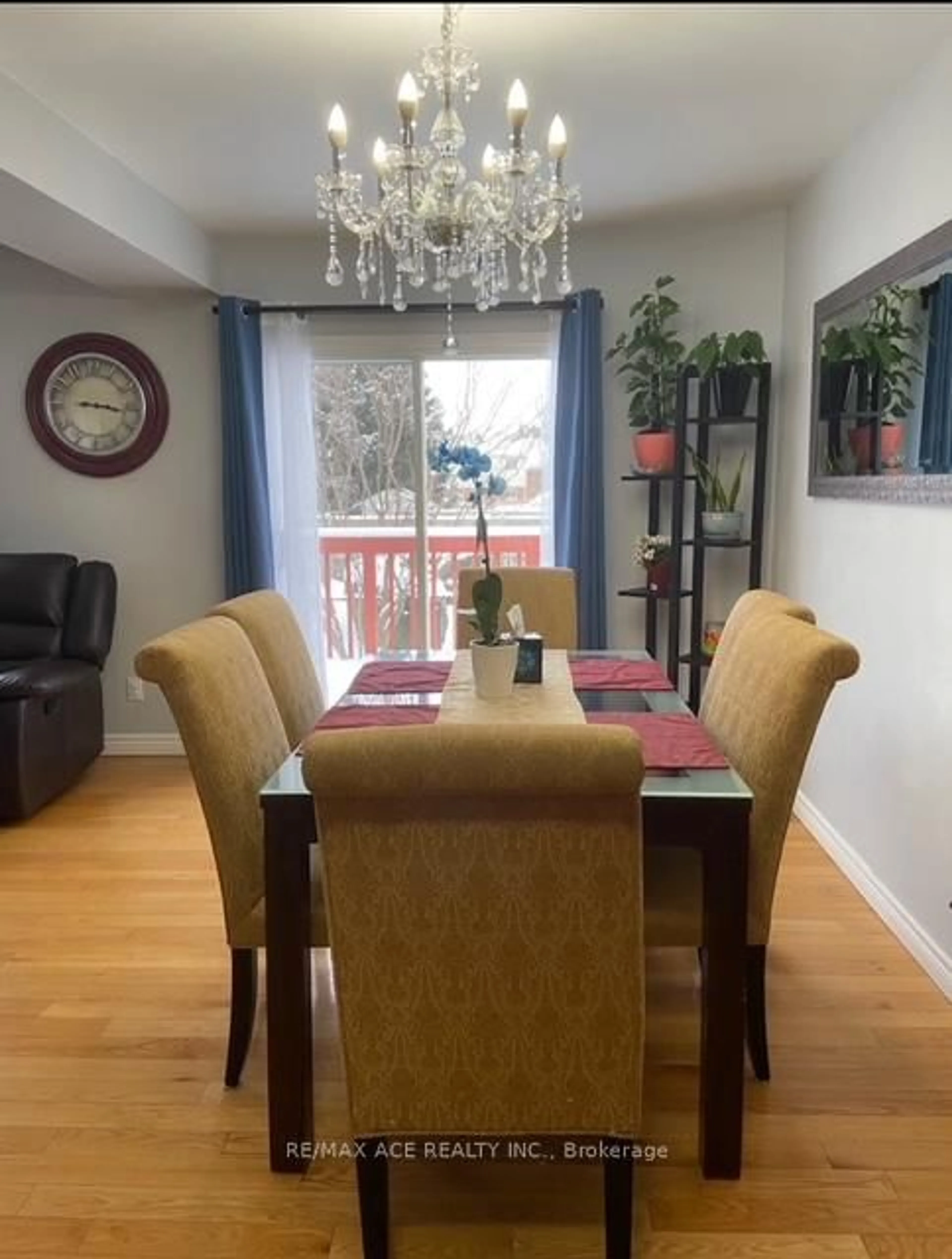 Dining room, wood/laminate floor for 308 Jensen Rd, London East Ontario N5V 4X3