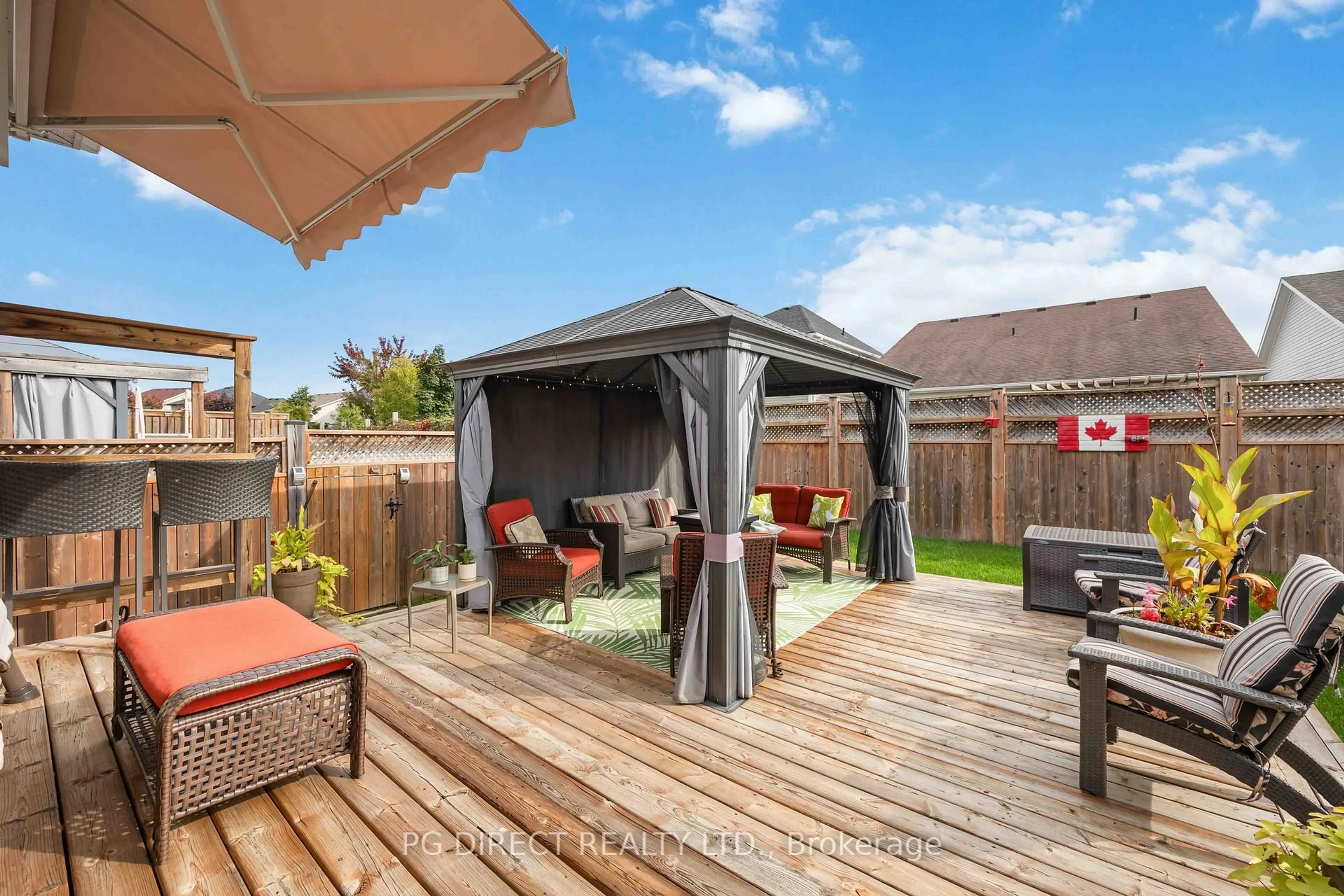 Patio, street for 17 Deacon Cres, Kawartha Lakes Ontario K9V 0L4