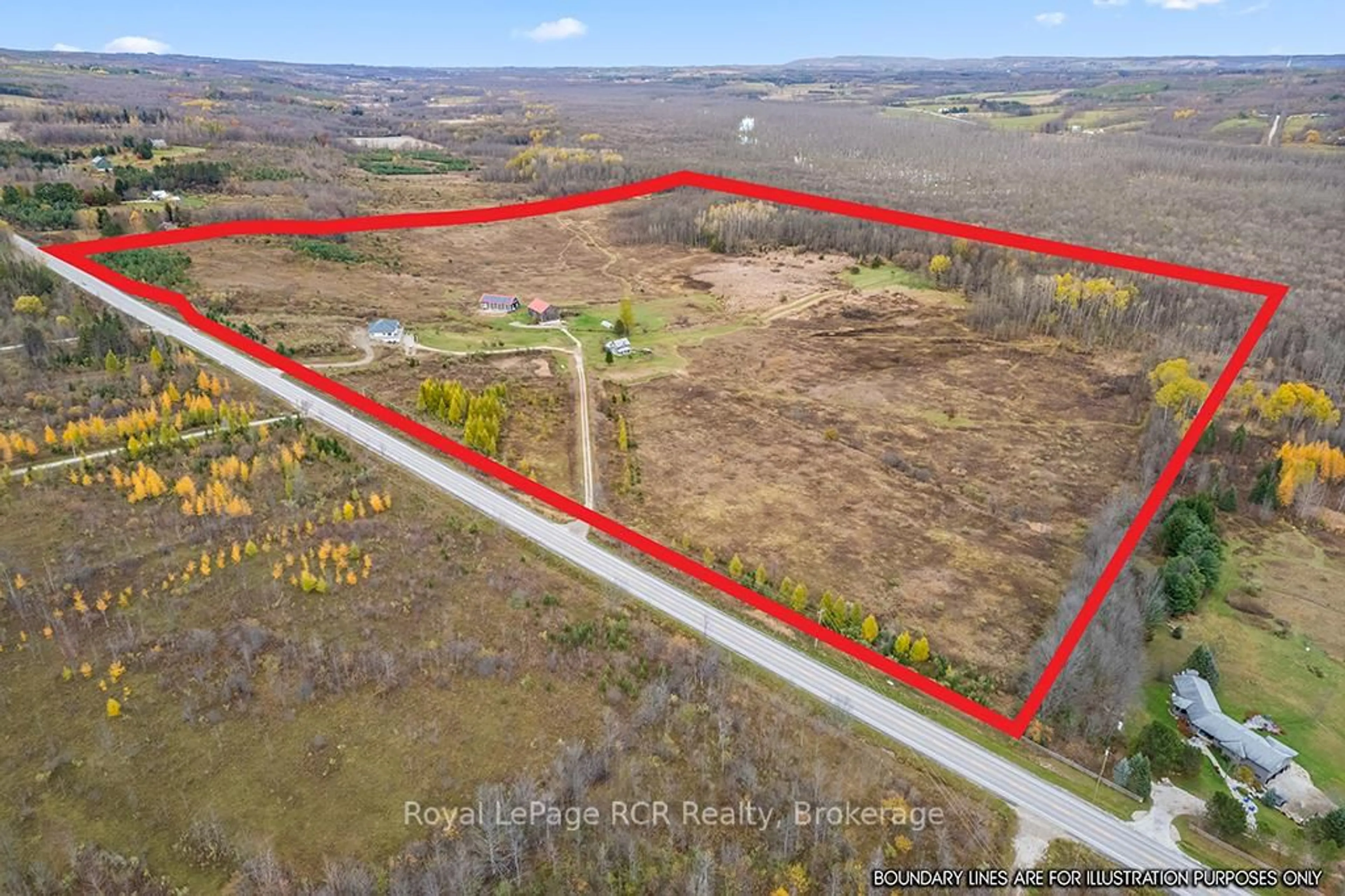 A pic from outside/outdoor area/front of a property/back of a property/a pic from drone, water/lake/river/ocean view for 195781 Grey 7 Rd, Grey Highlands Ontario N0C 1H0