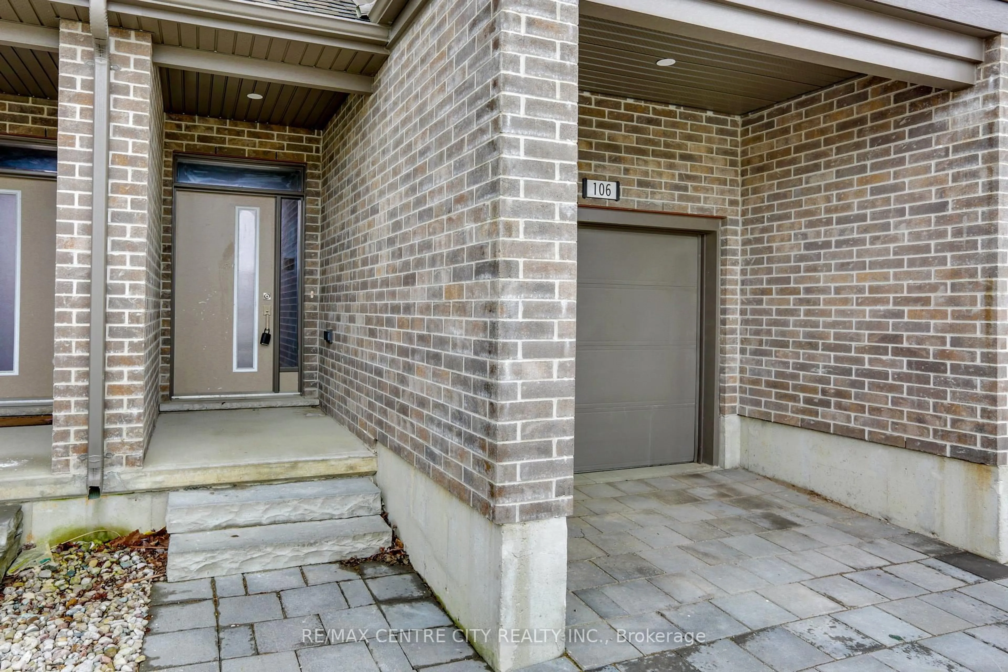 Unknown for 2070 Meadowgate Blvd #106, London South Ontario N6M 1C6