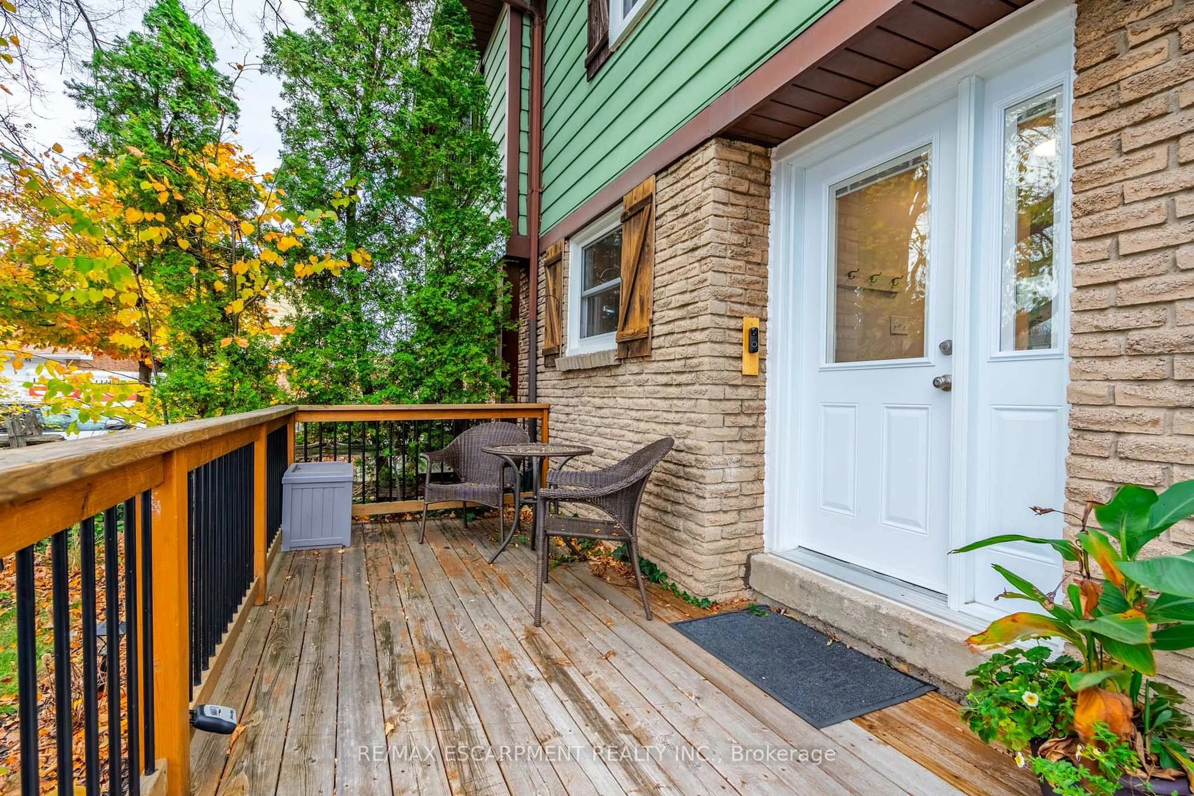 Patio, street for 38 Golden Orchard Dr, Hamilton Ontario L9C 6J5