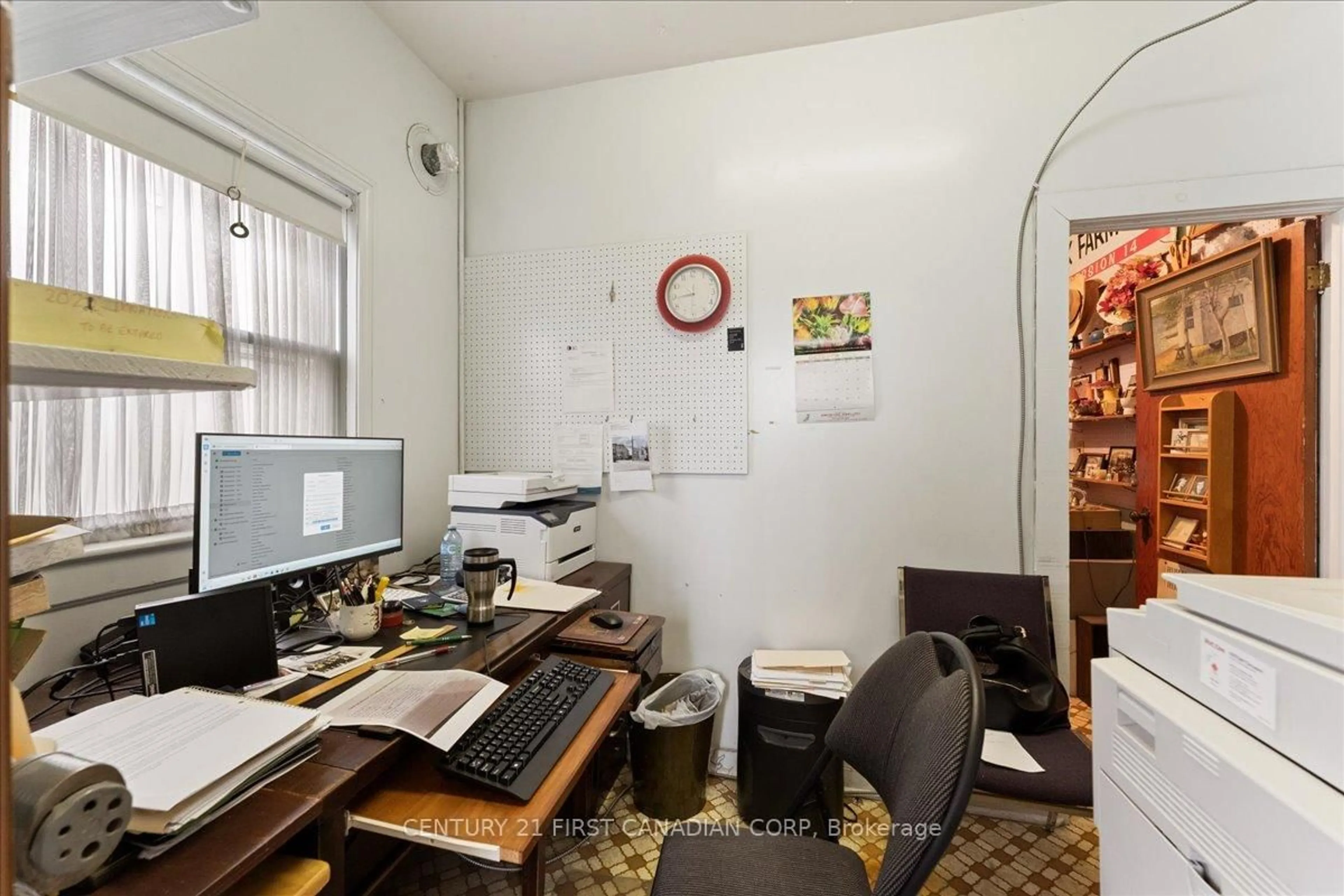 A pic of a room for 41 Main St, Haldimand Ontario N0A 1H0