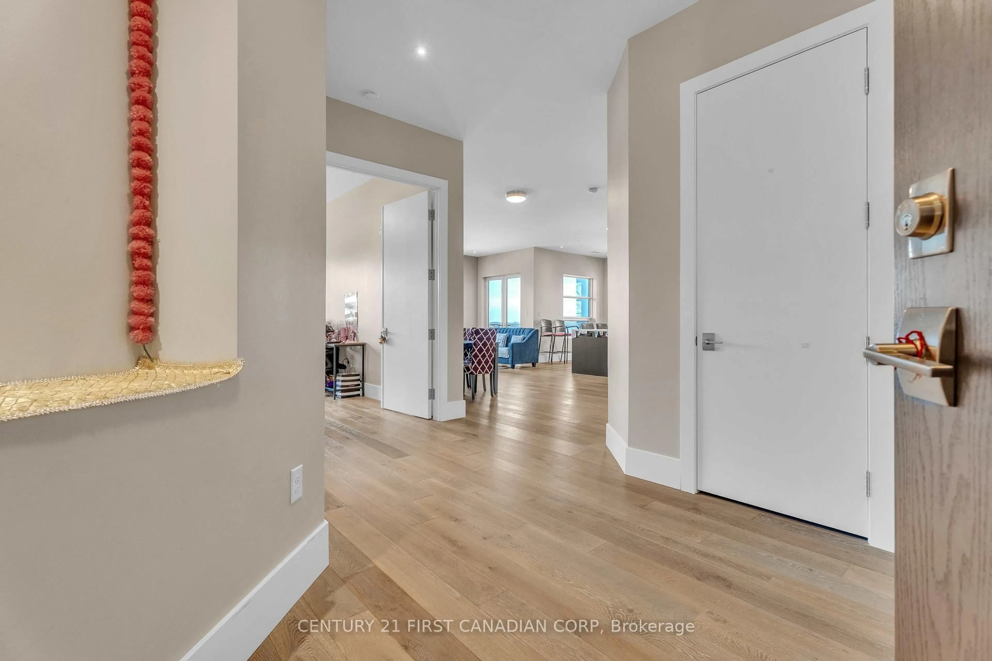 Indoor entryway for 1705 Fiddlehead Pl #303, London North Ontario N5G 5M6