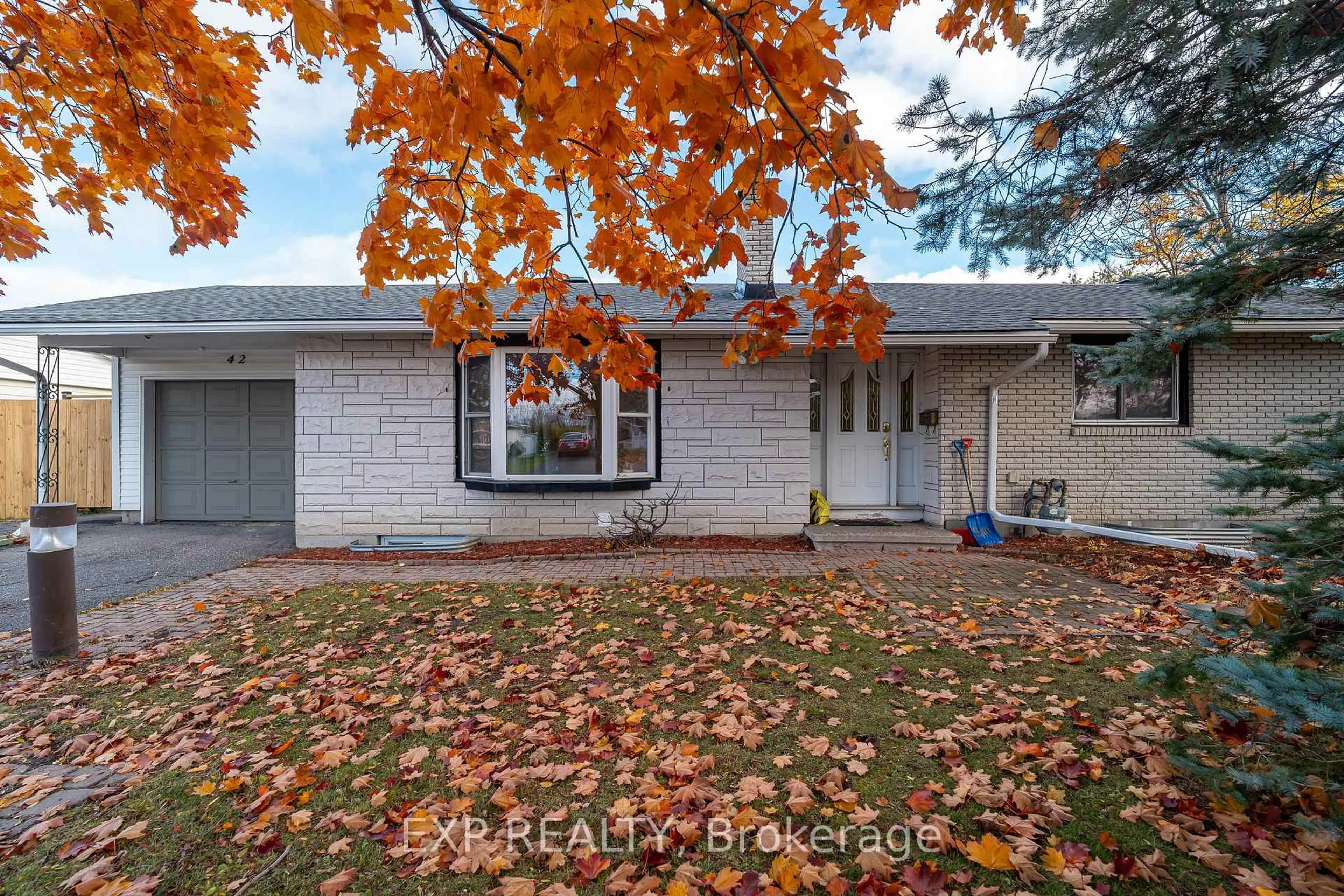 Home with vinyl exterior material, street for 42 Birchview Rd, Ottawa Ontario K2G 3G6