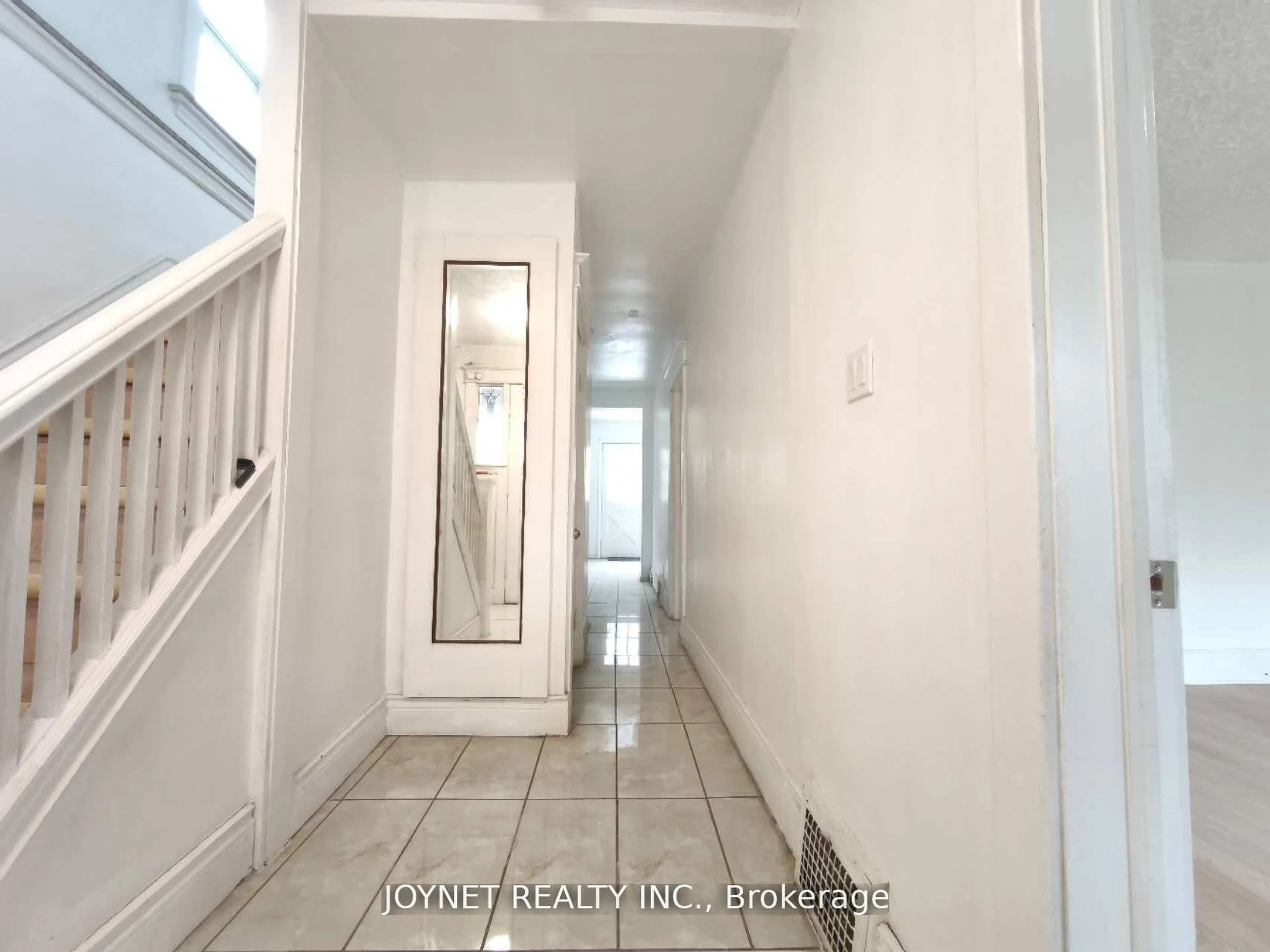 Unknown for 68 Barclay St, Hamilton Ontario L8S 1P4