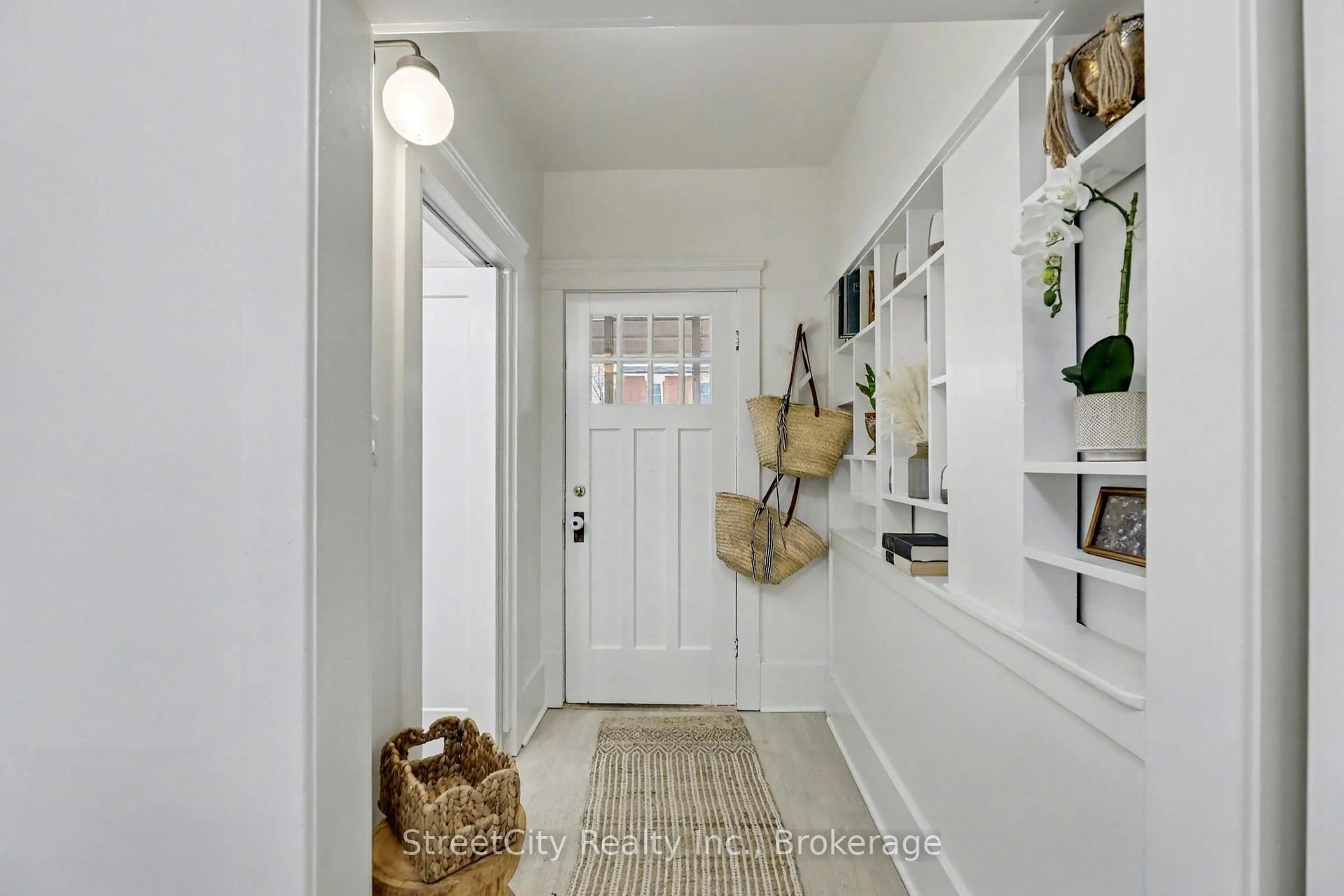 Indoor entryway for 97 Cambria St, Stratford Ontario N5A 1G8