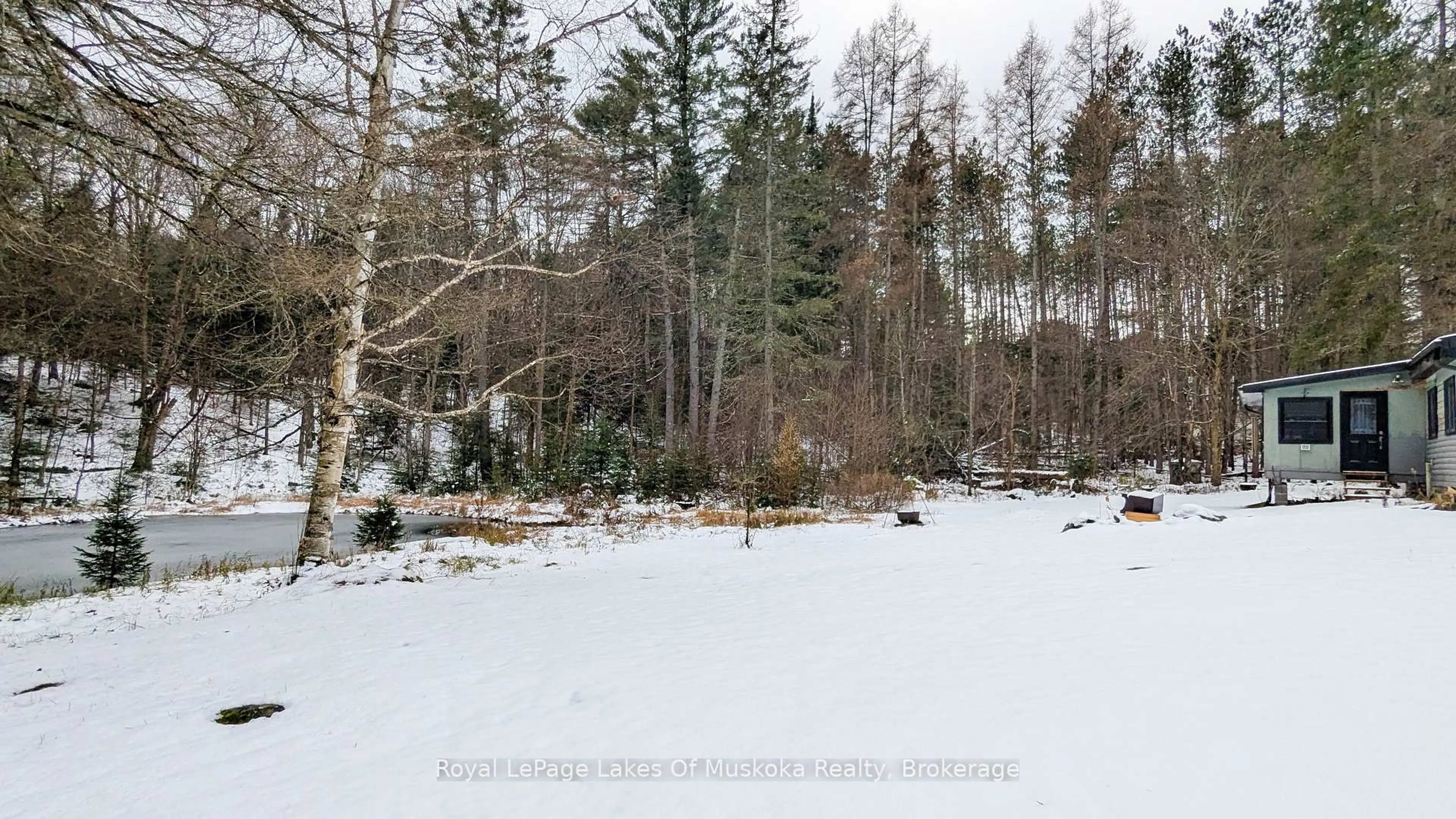 Unknown for 2551 Yearley Rd, Huntsville Ontario P0B 1M0