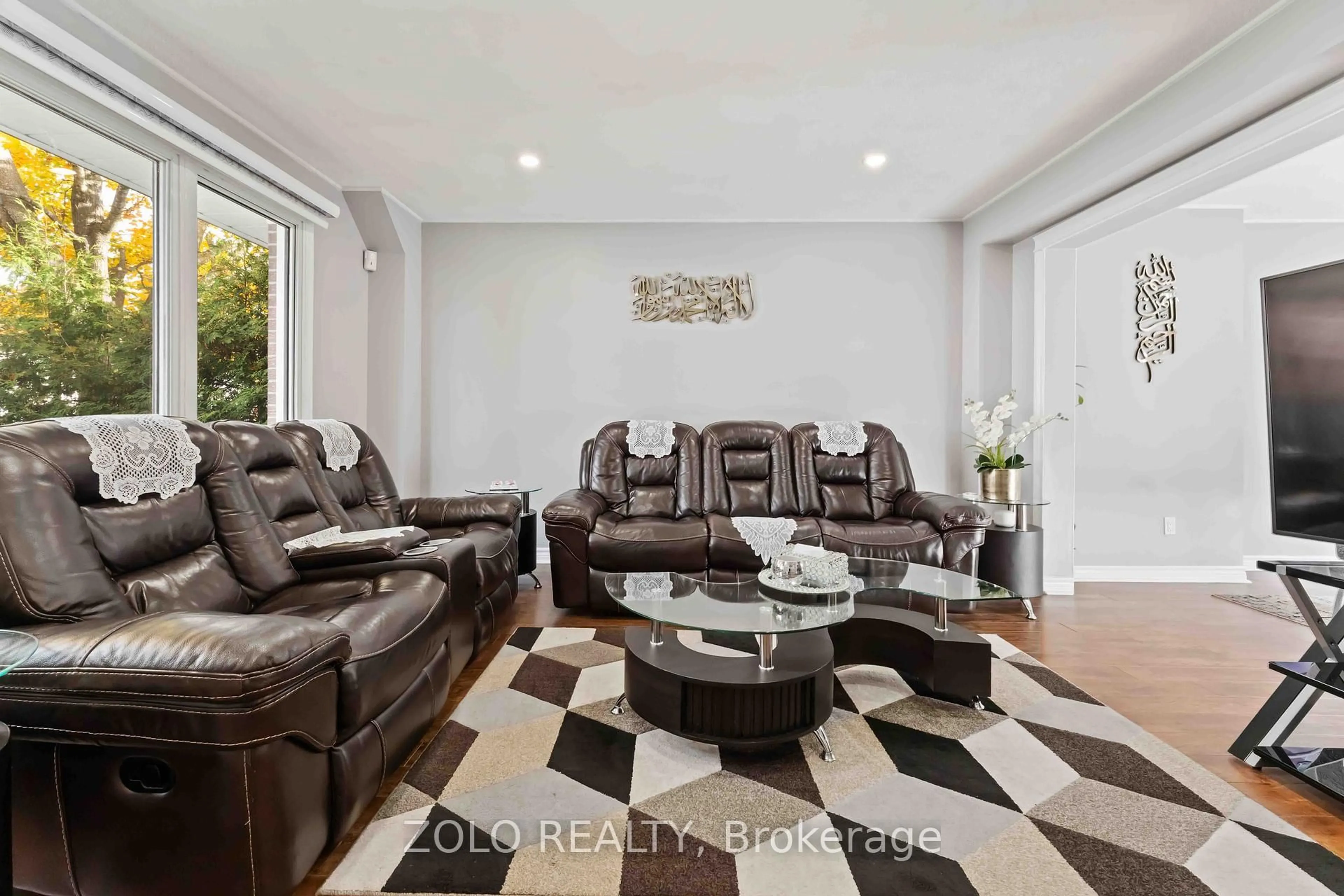 Living room with furniture, ceramic/tile floor for 3180 Bannon Way #85, Ottawa Ontario K1T 1T1