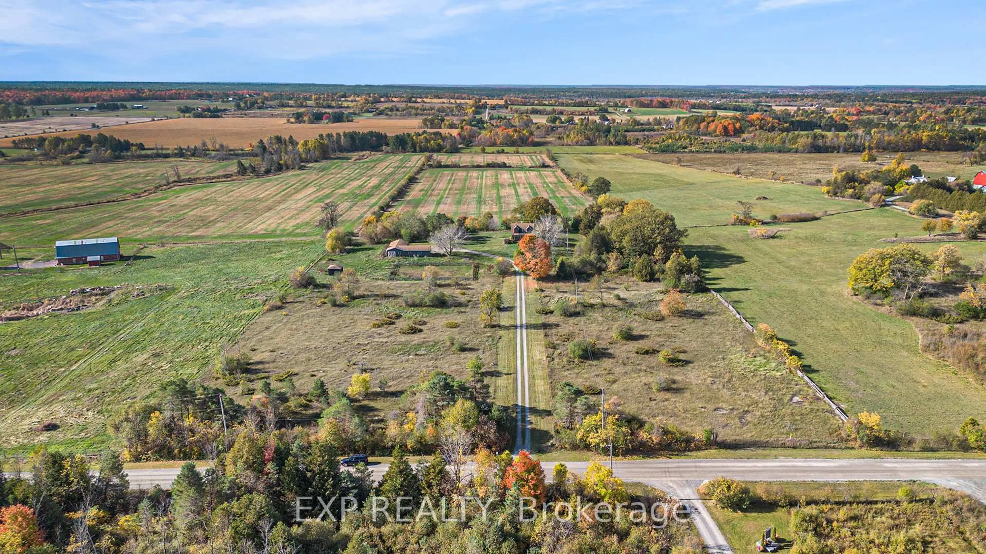A pic from outside/outdoor area/front of a property/back of a property/a pic from drone, unknown for 2193 Peter Robinson Rd, Carp Ontario K0A 1L0