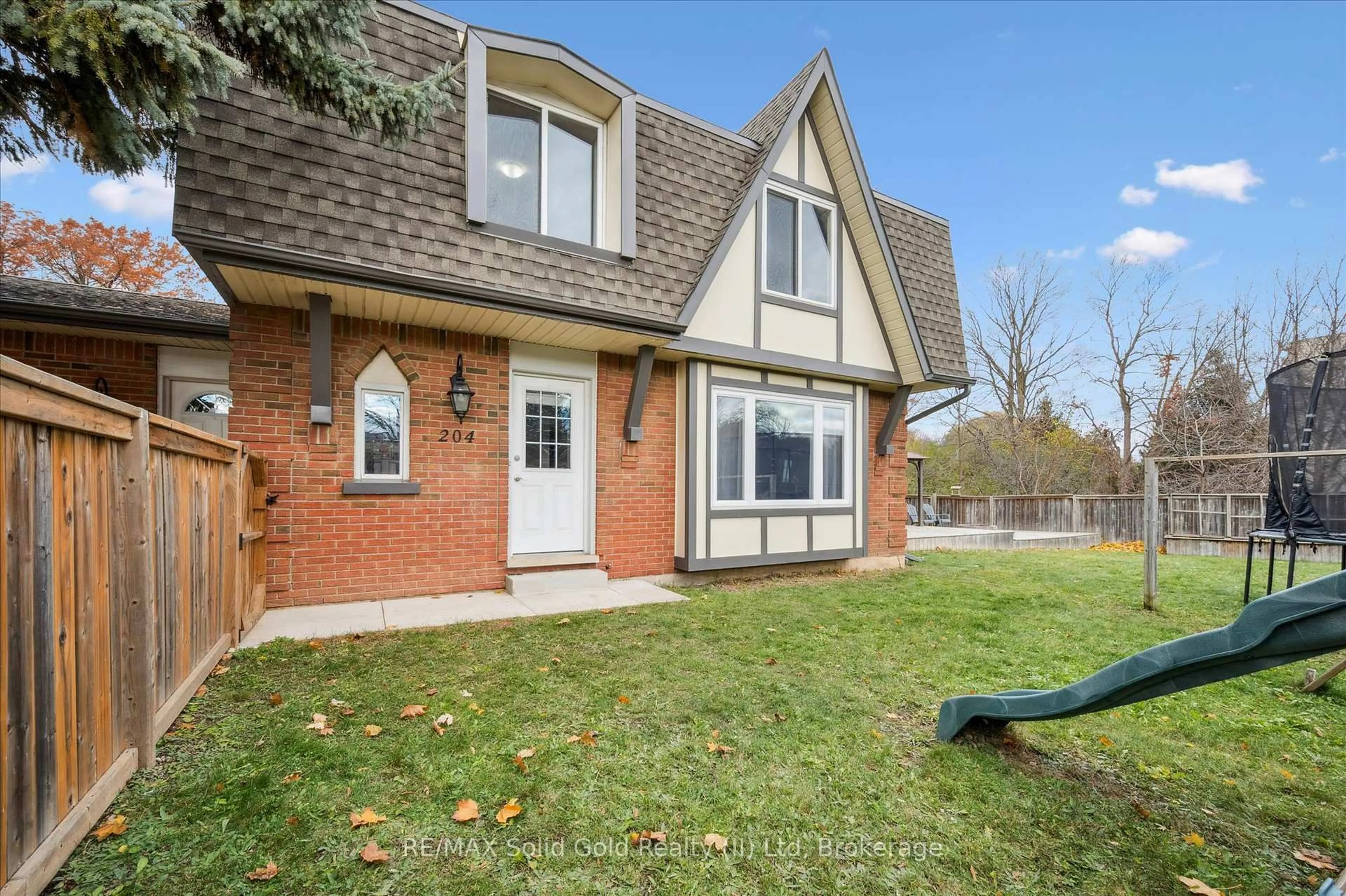 Home with brick exterior material, street for 204 Country Hill Dr, Kitchener Ontario N2E 1R6