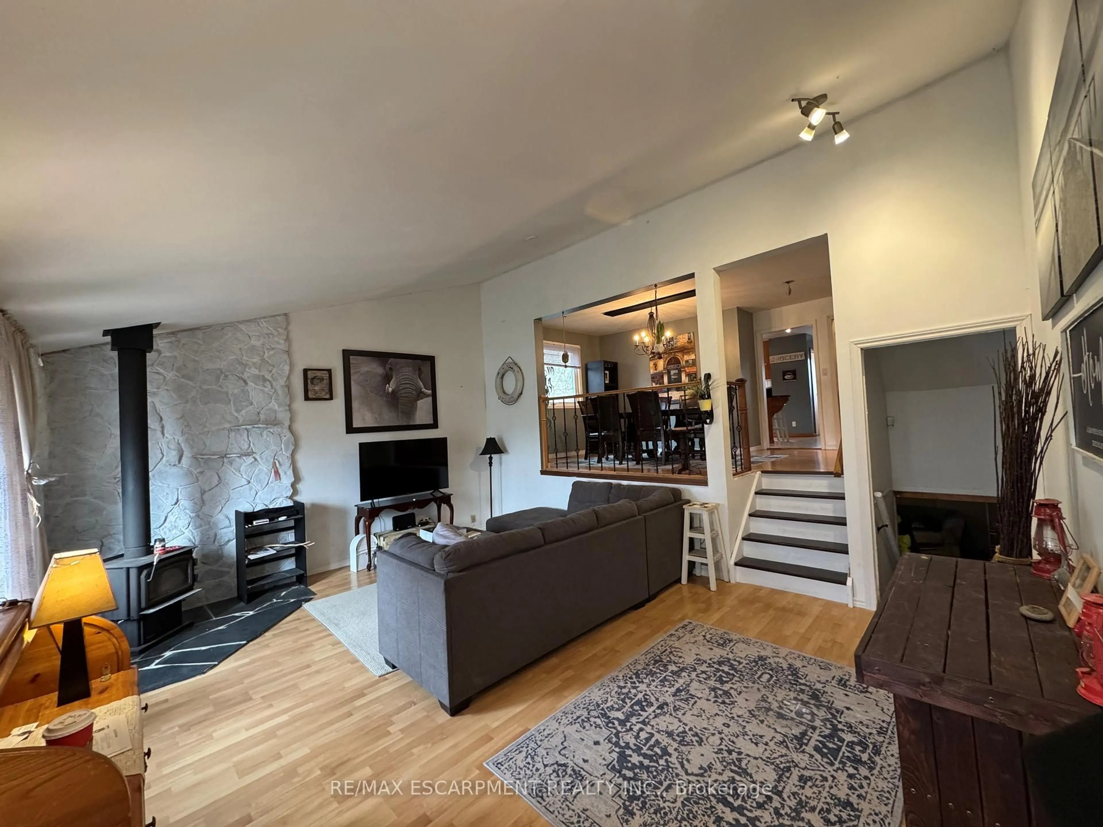 Unknown for 24 Woodhouse Ave, Norfolk Ontario N0A 1N8