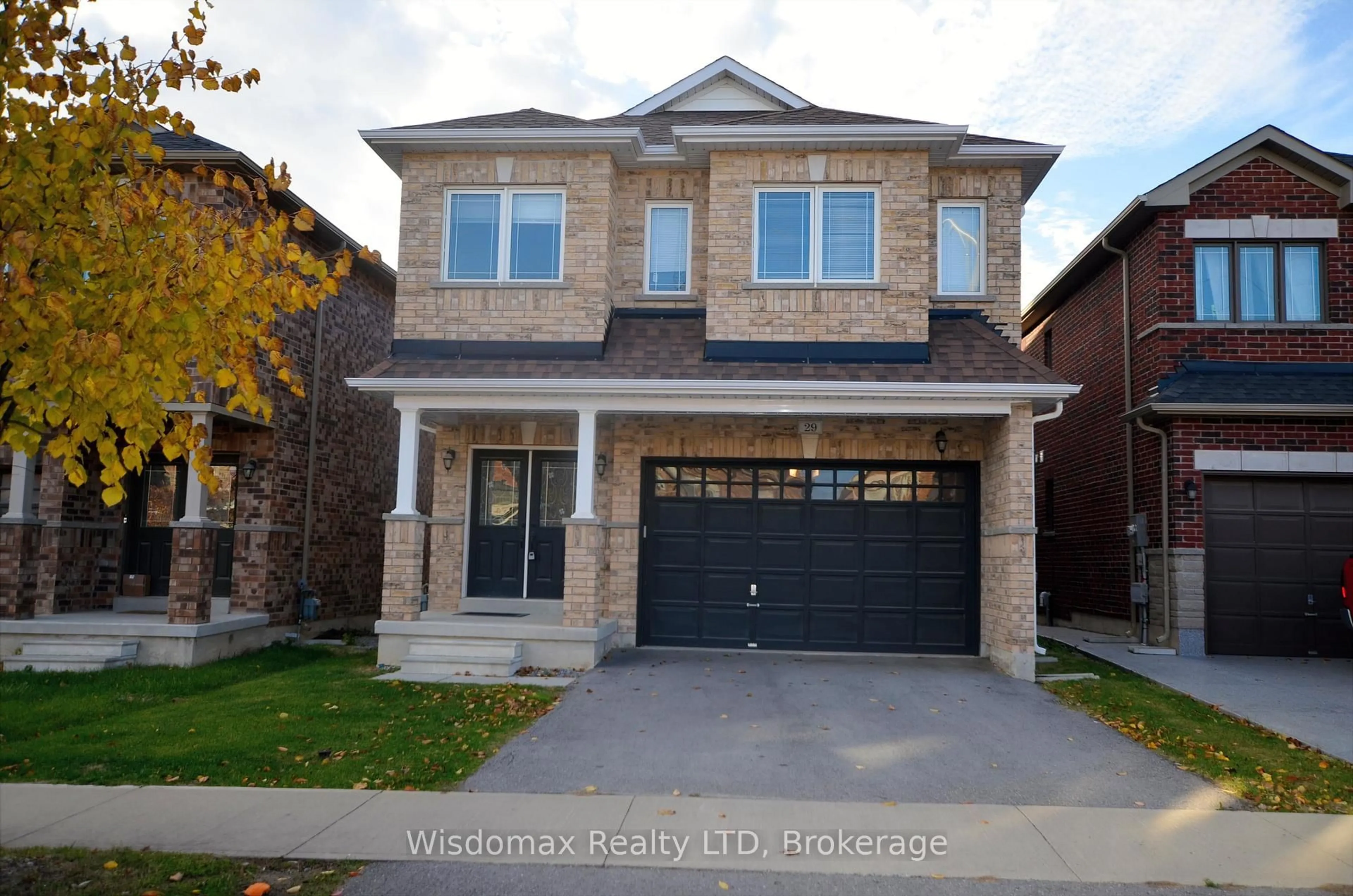 Home with brick exterior material, street for 29 Palace St, Thorold Ontario L2V 0J7