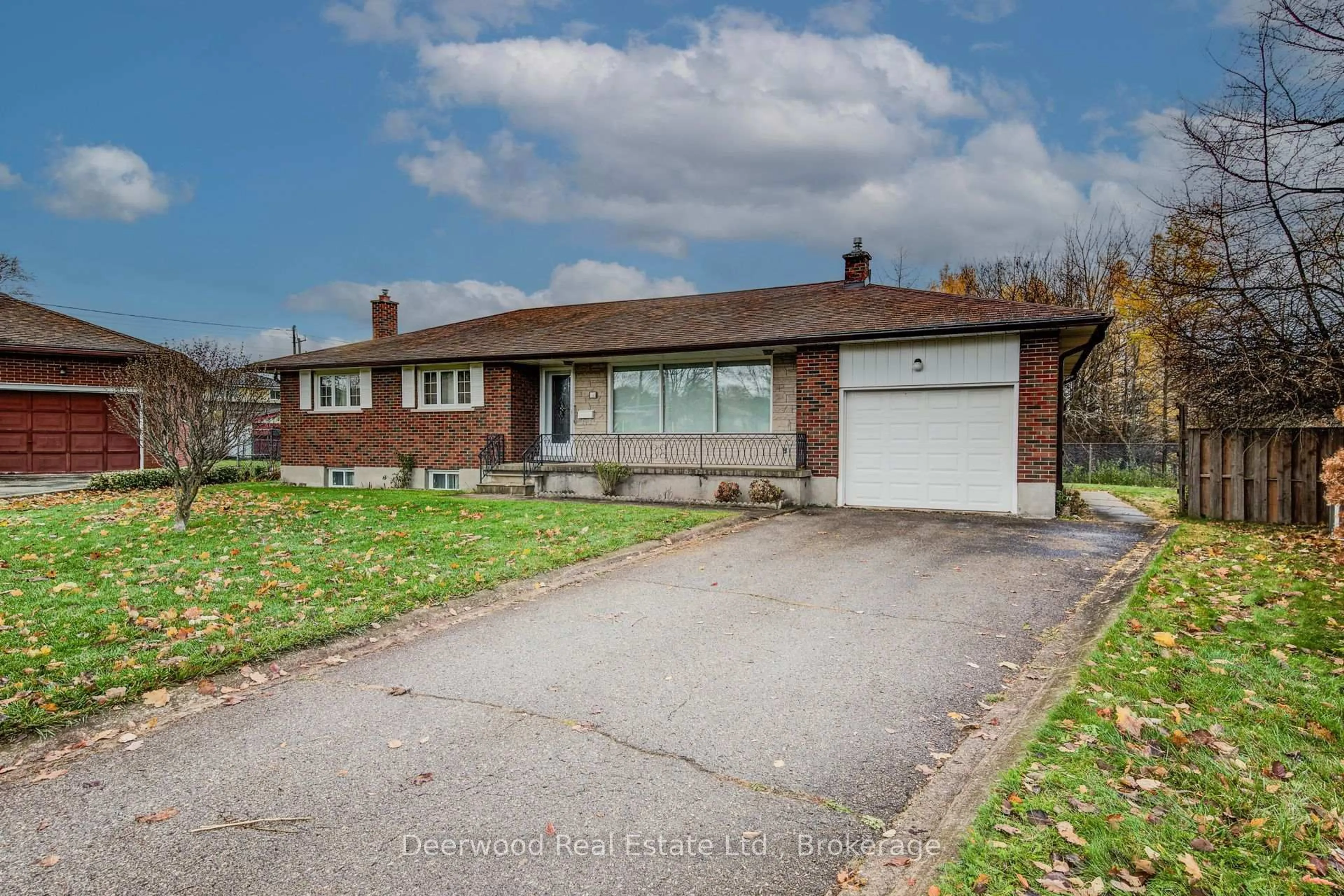 A pic from outside/outdoor area/front of a property/back of a property/a pic from drone, street for 12 Kara Lee Crt, Guelph Ontario N1E 4P2