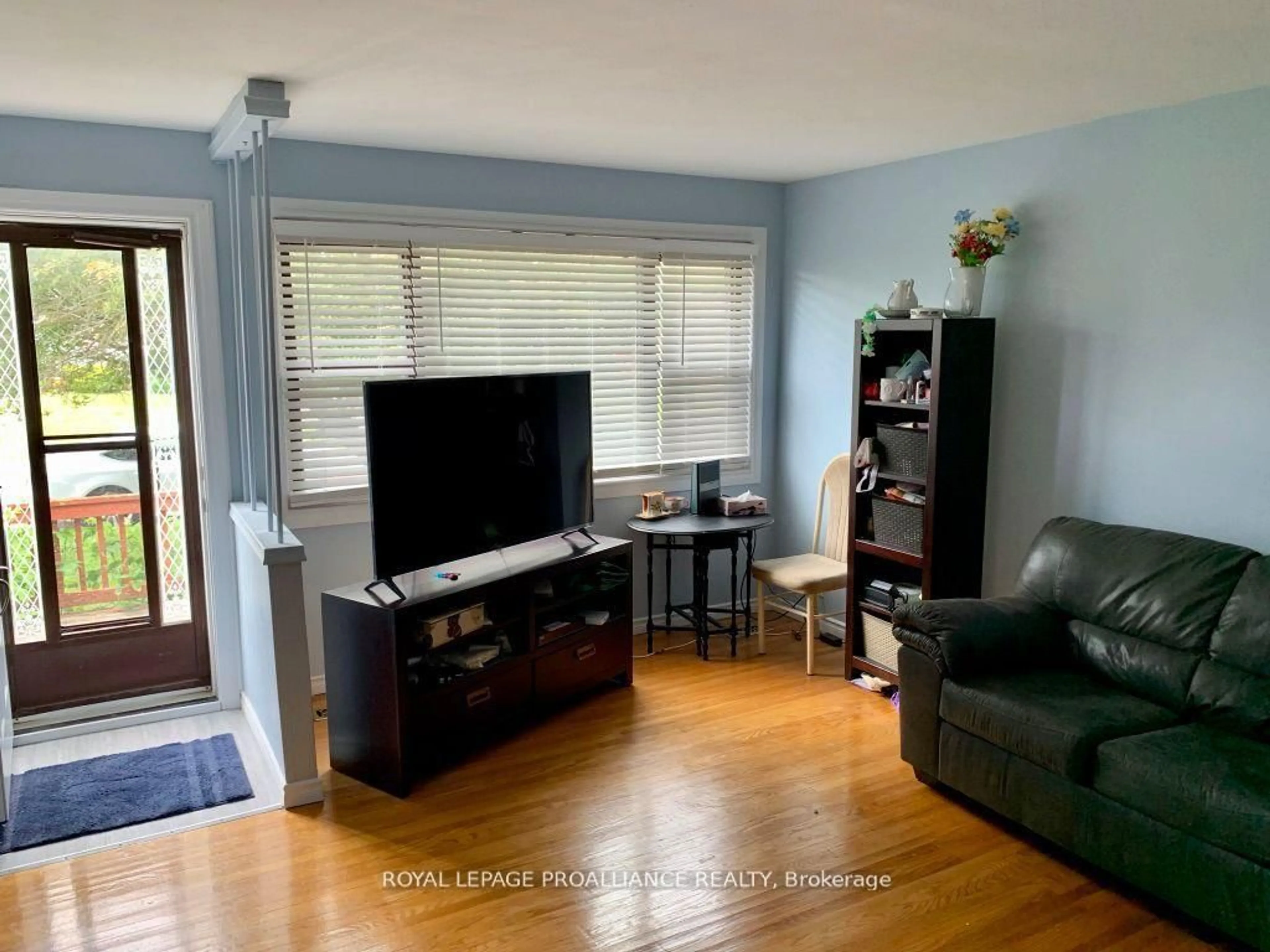 Living room with furniture, wood/laminate floor for 9 Elizabeth Ave, Quinte West Ontario K8V 2P8