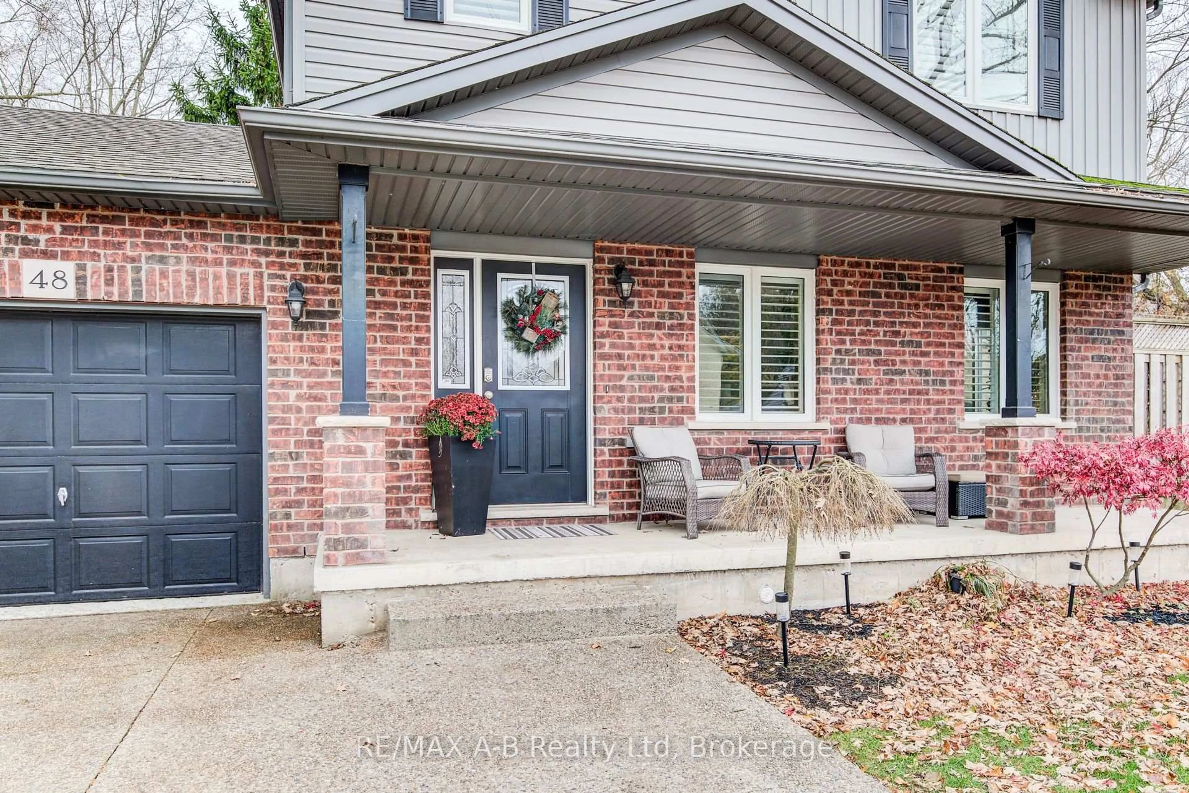 Home with brick exterior material, street for 48 Wellington St, East Zorra-Tavistock Ontario N0B 2R0