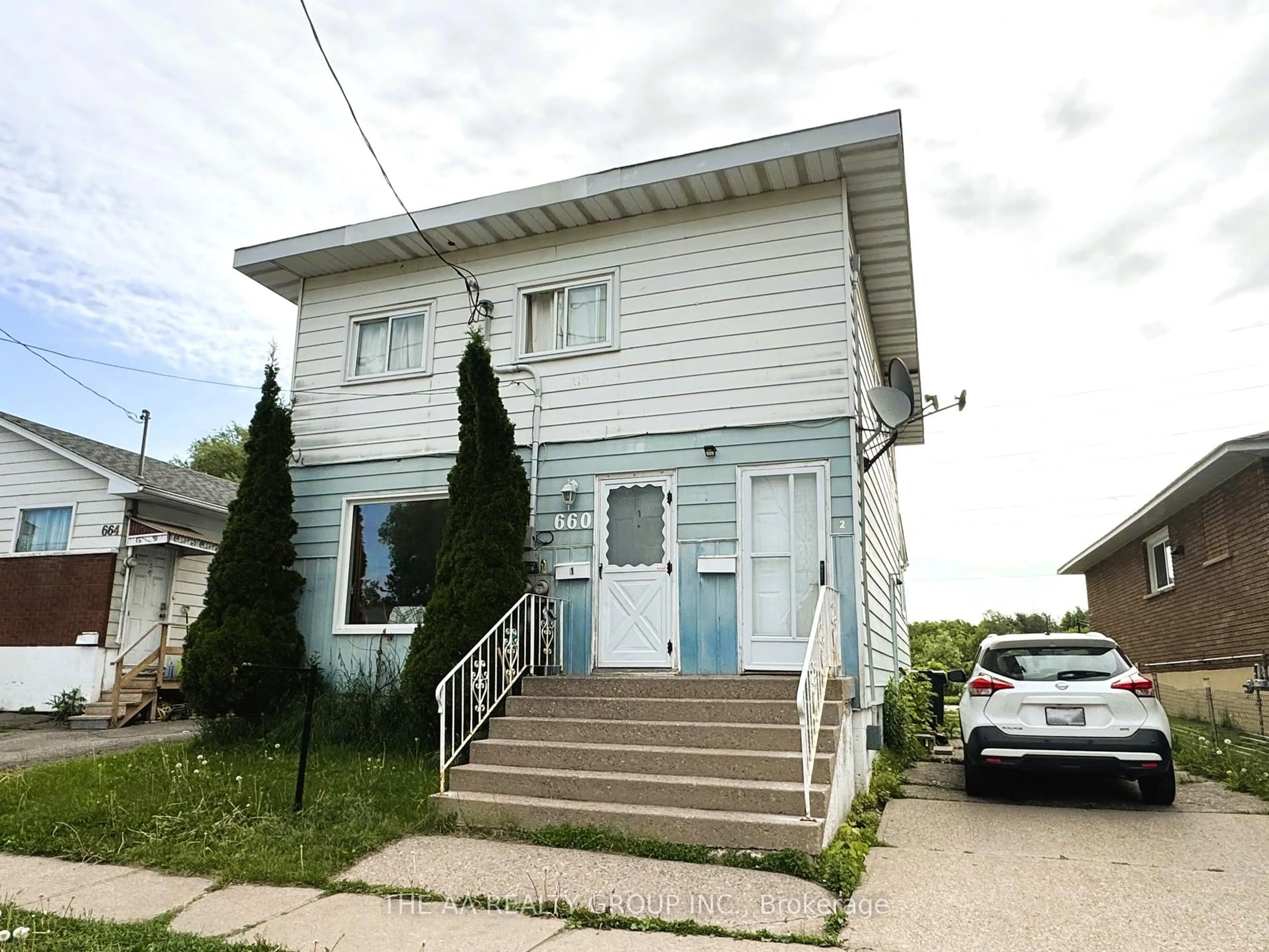 Home with vinyl exterior material, street for 660 Lennox Ave, Sault Ste Marie Ontario P6C 3P8