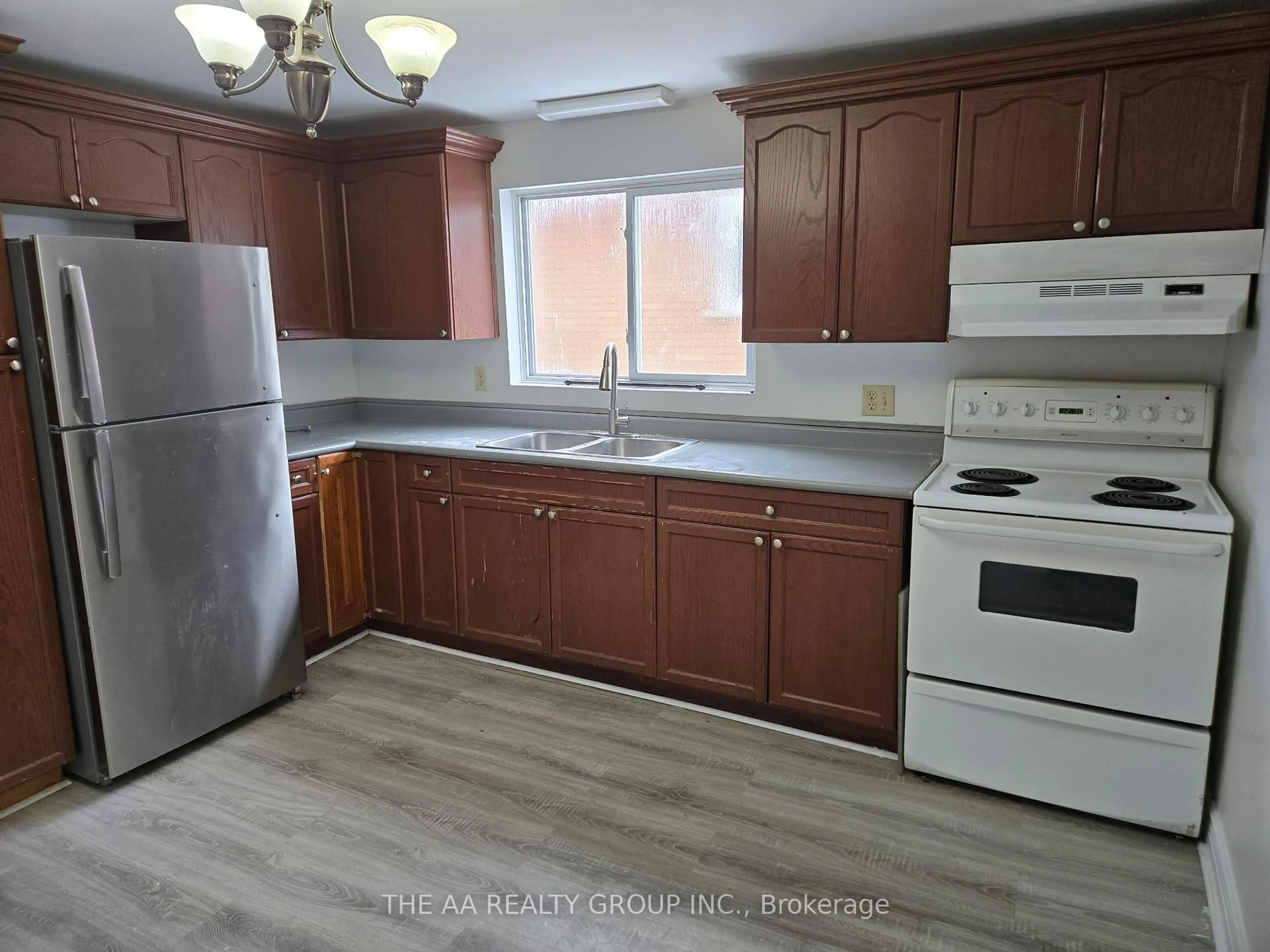 Standard kitchen, unknown for 660 Lennox Ave, Sault Ste Marie Ontario P6C 3P8