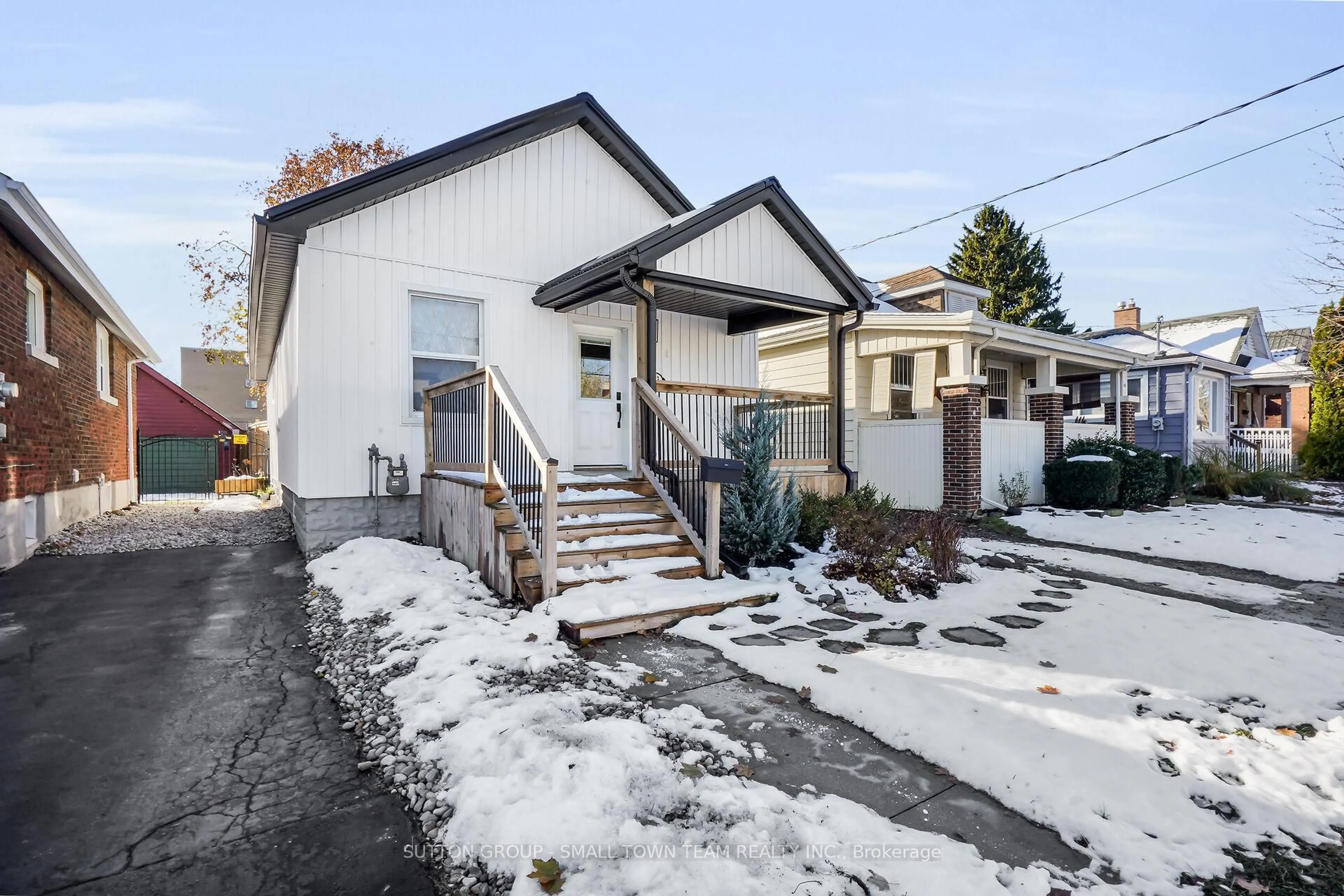 Unknown for 133 Emery St, London South Ontario N6C 2C9