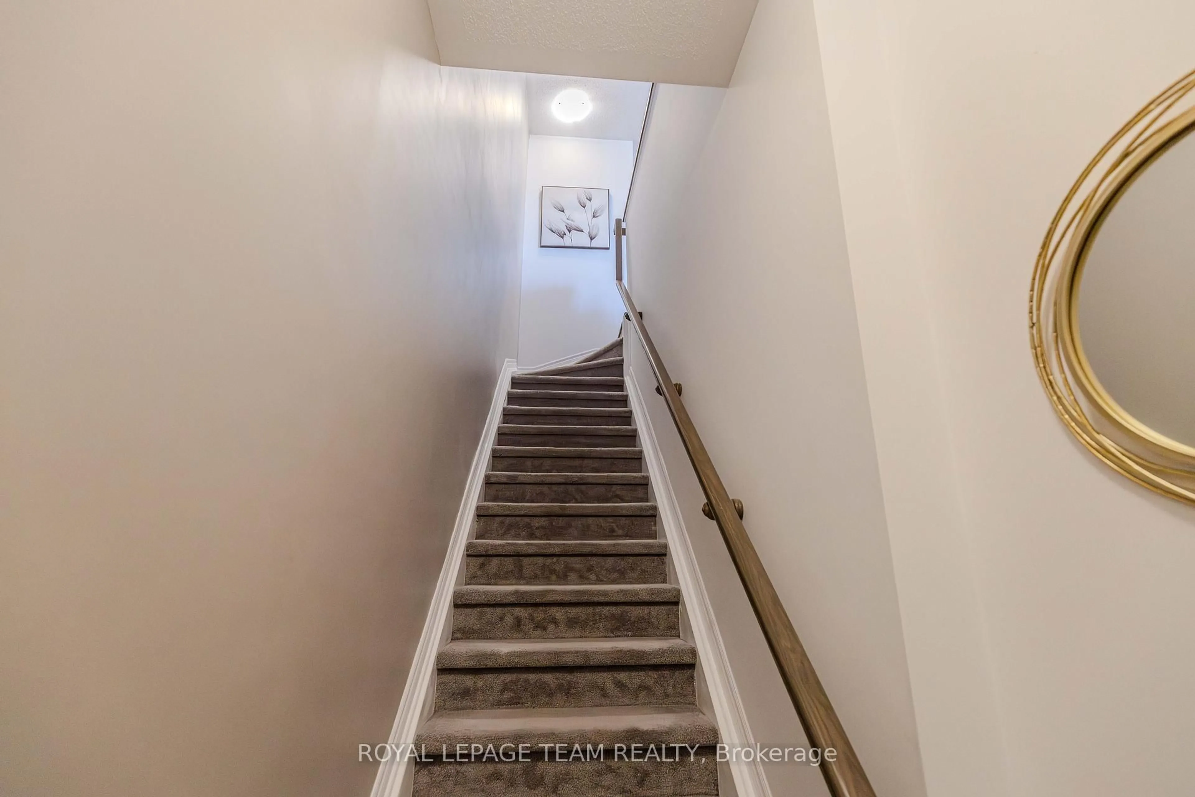 Stairs for 50 Jaguar Private #D, Ottawa Ontario K2V 0J2