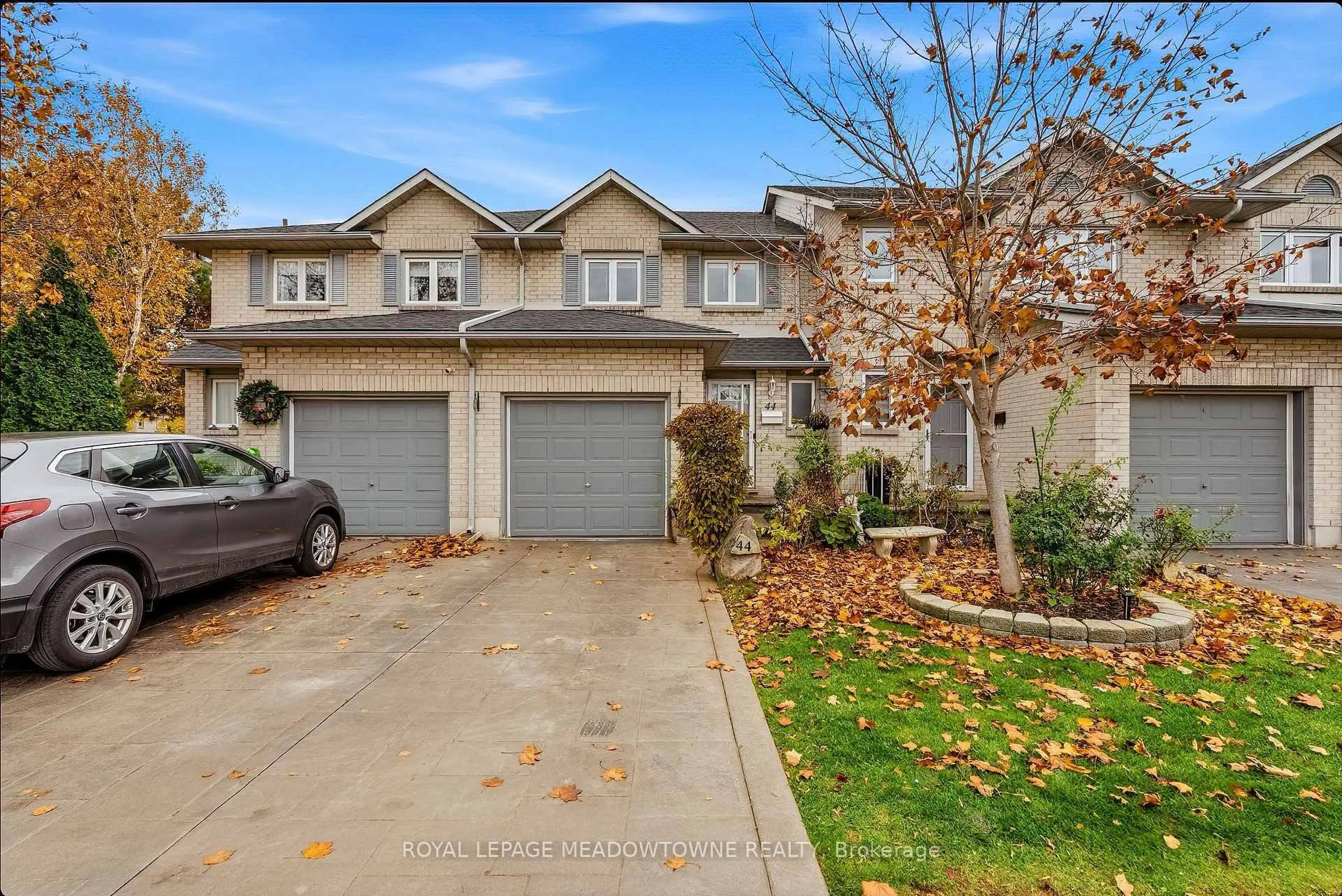 A pic from outside/outdoor area/front of a property/back of a property/a pic from drone, street for 1 Royalwood Crt #44, Hamilton Ontario L8E 4Y3