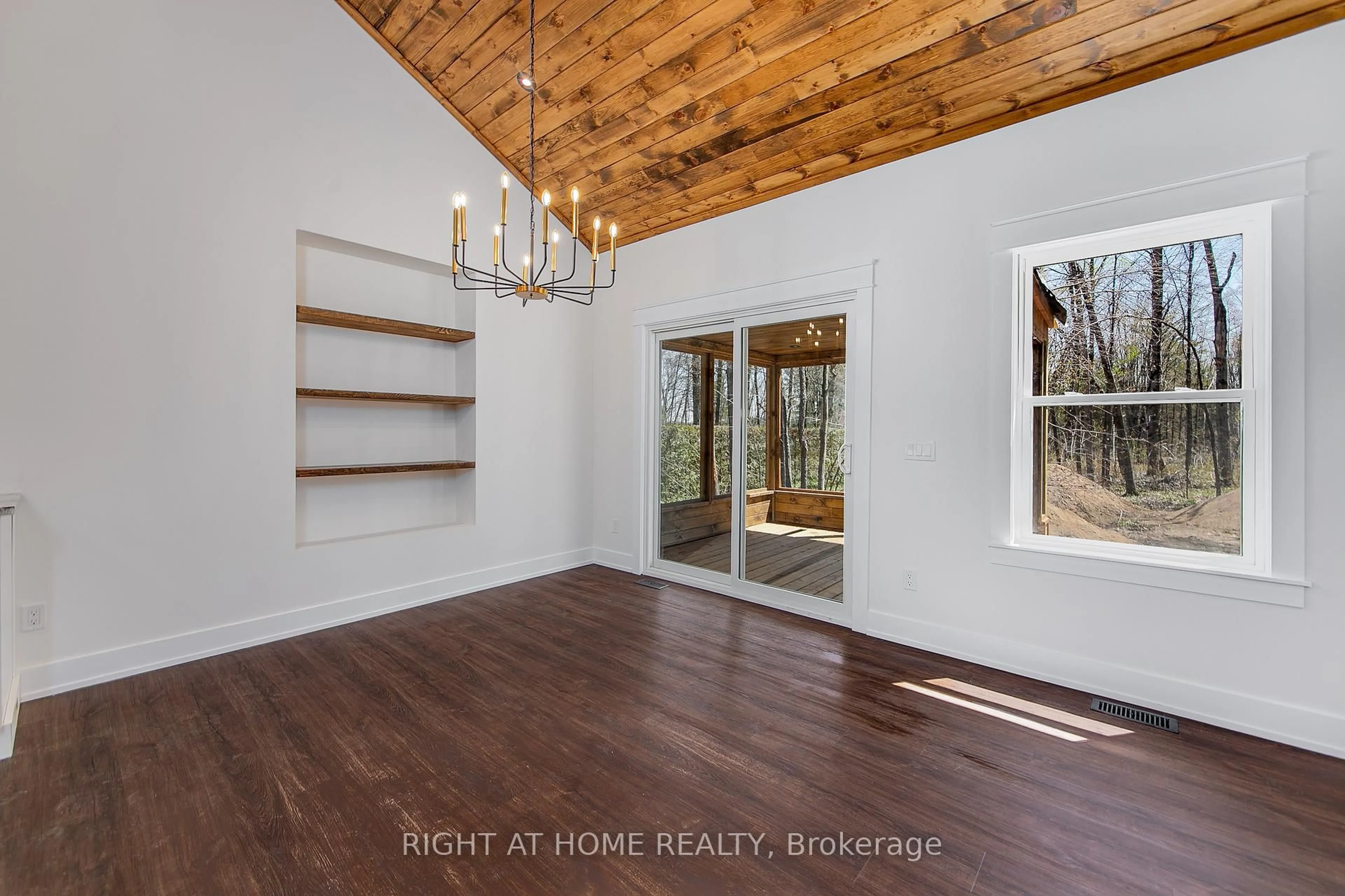 Unknown for 26 MCLEISH Dr, Kawartha Lakes Ontario L0K 1W0