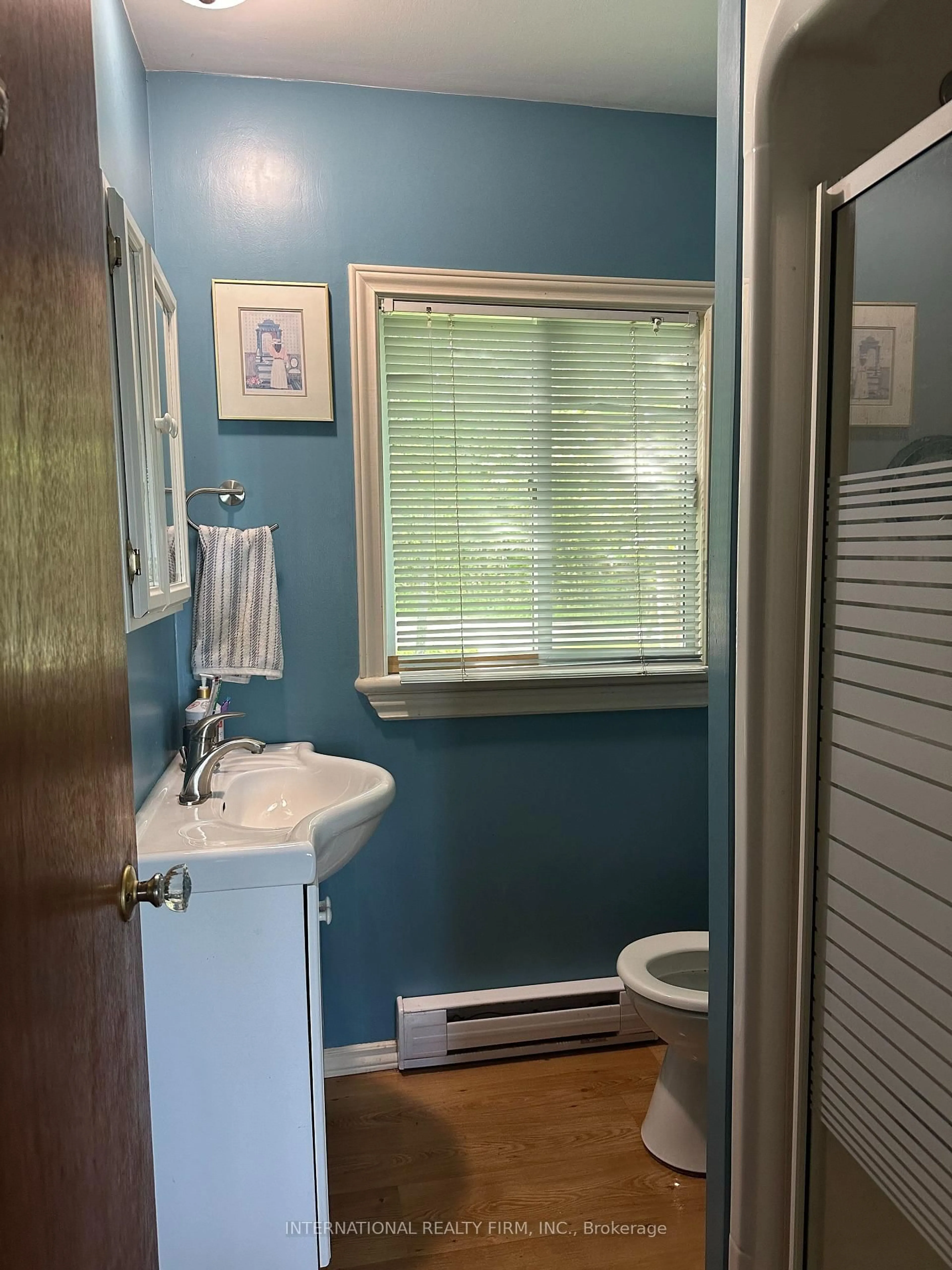 Standard bathroom, unknown for 98 Mcleish Dr, Kawartha Lakes Ontario L0K 1W0
