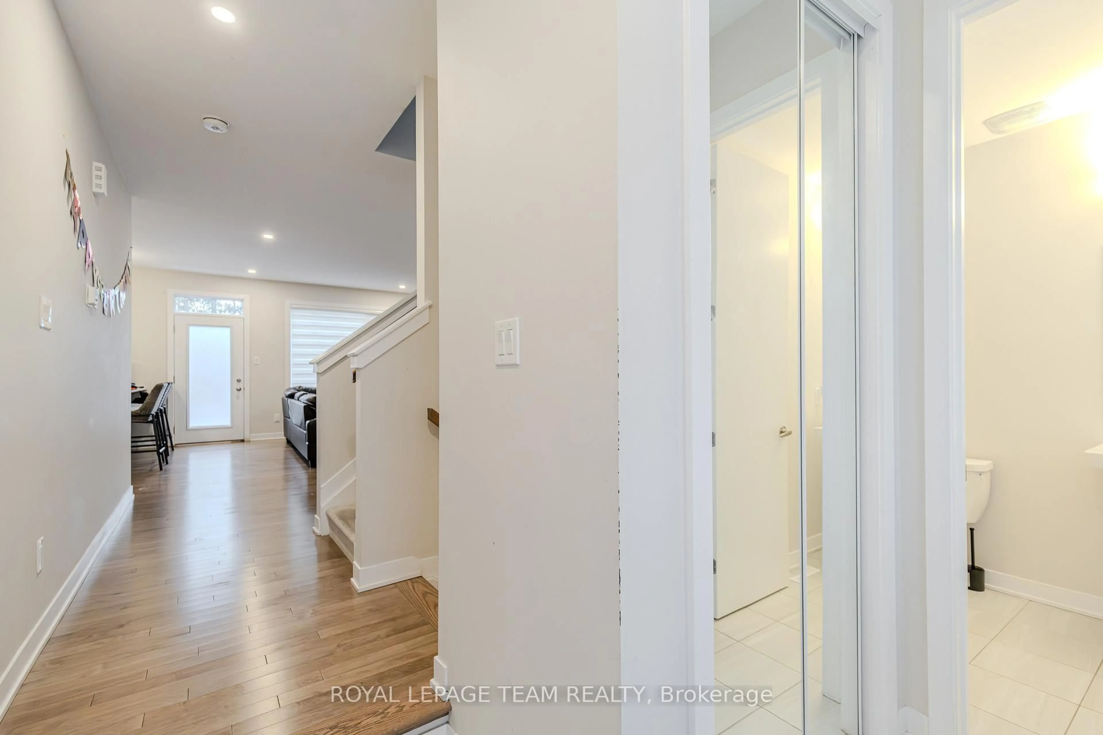 Unknown for 241 Falsetto St, Ottawa Ontario K1W 0S2